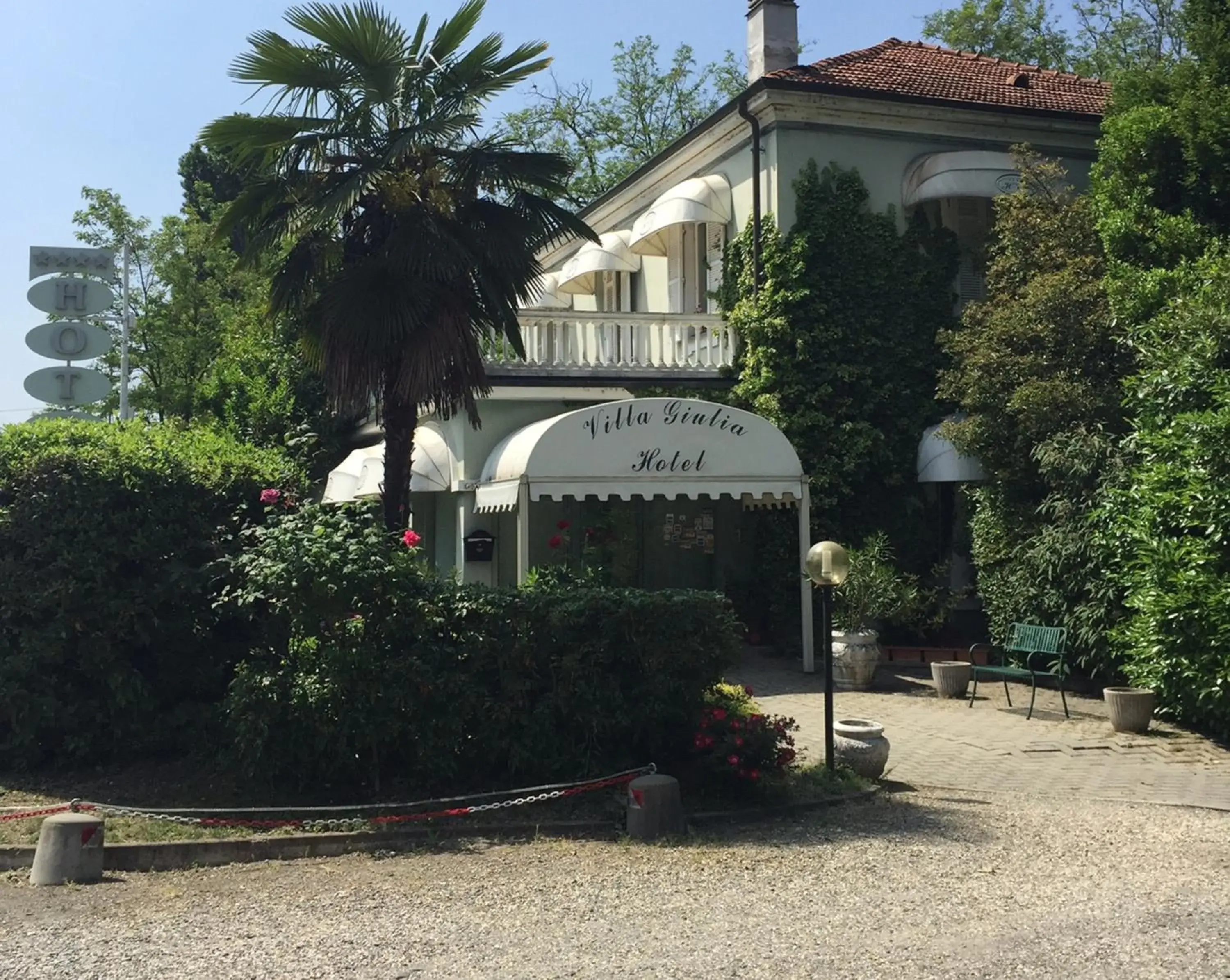 Facade/entrance, Property Building in Hotel Villa Giulia