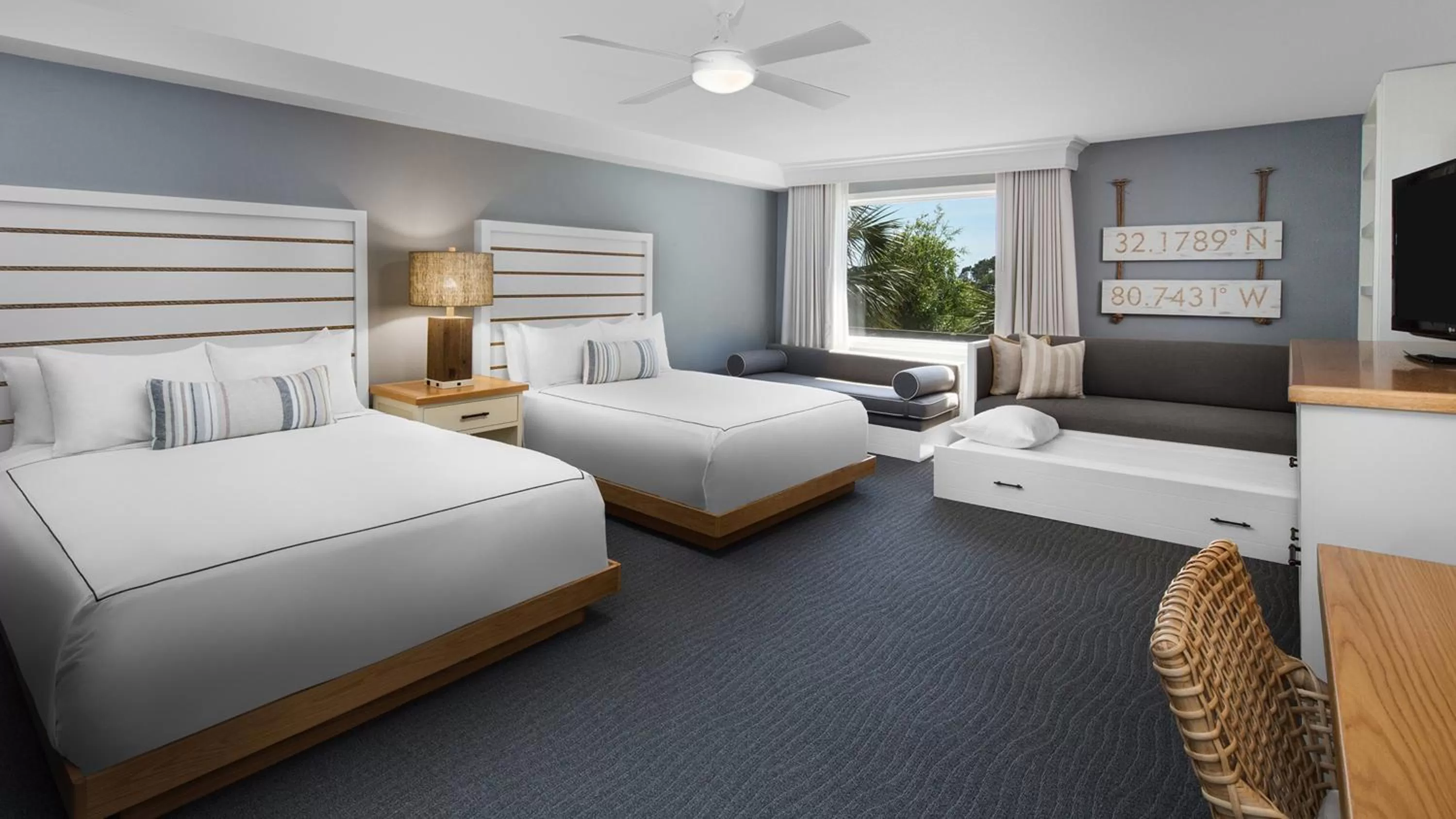 Photo of the whole room, Bed in Beach House Resort Hilton Head Island