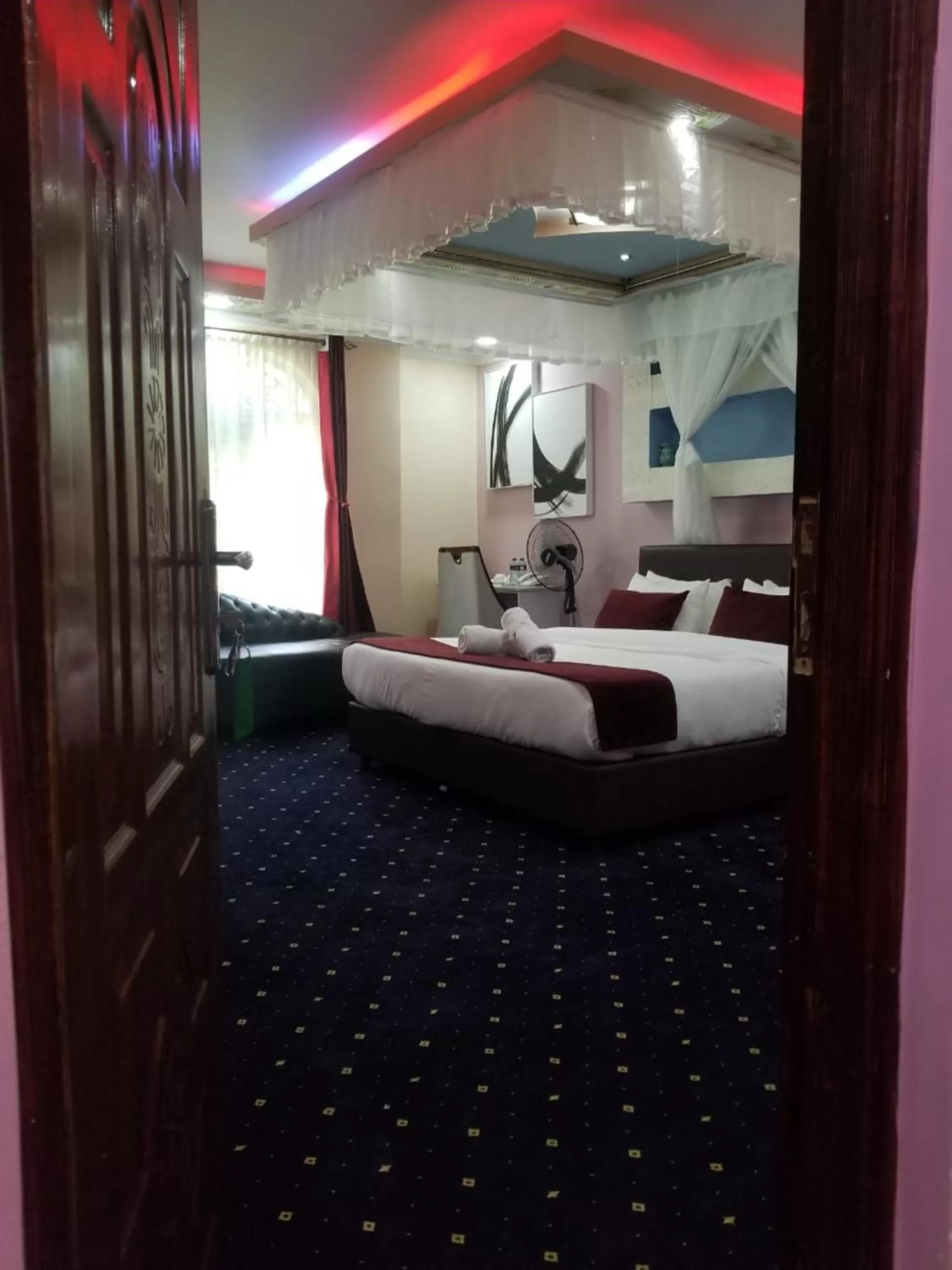 Photo of the whole room, Bed in Lovely Garden Guest Home