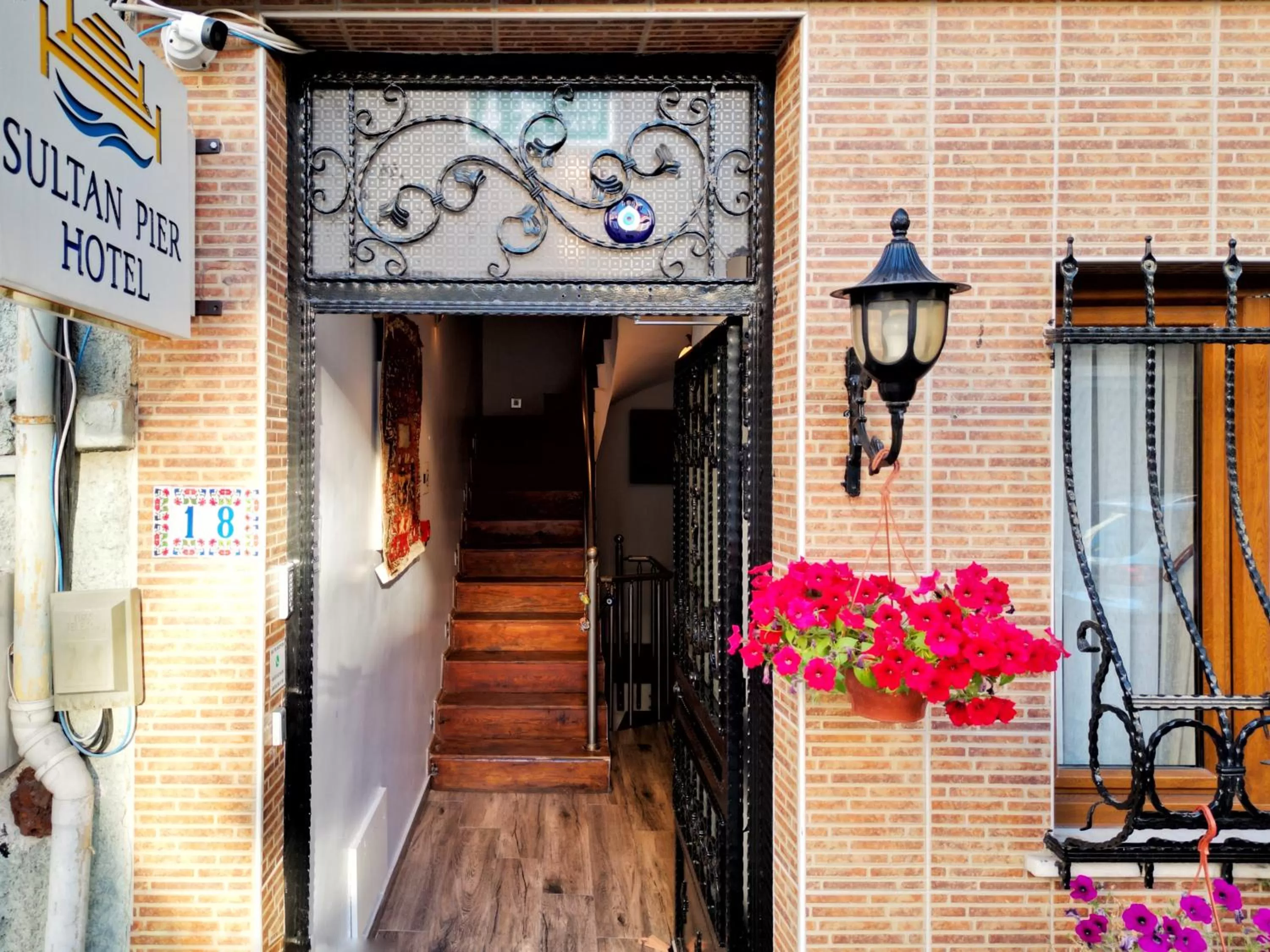 Facade/entrance in Sultan Pier Hotel