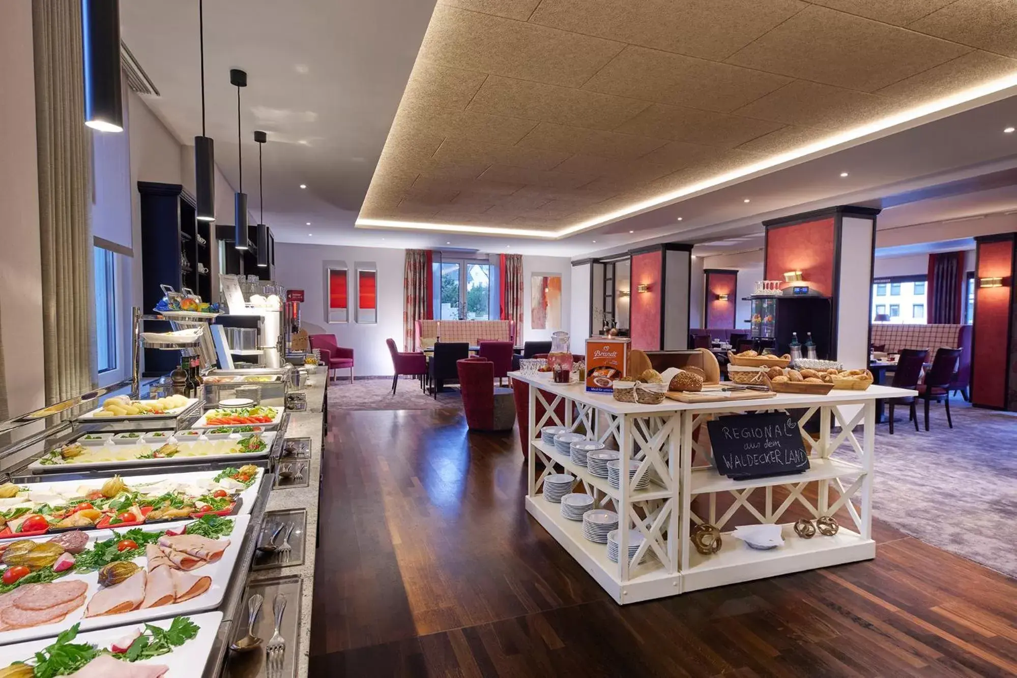 Buffet breakfast, Restaurant/Places to Eat in WILLINO Privathotel ehemals Willinger Hof