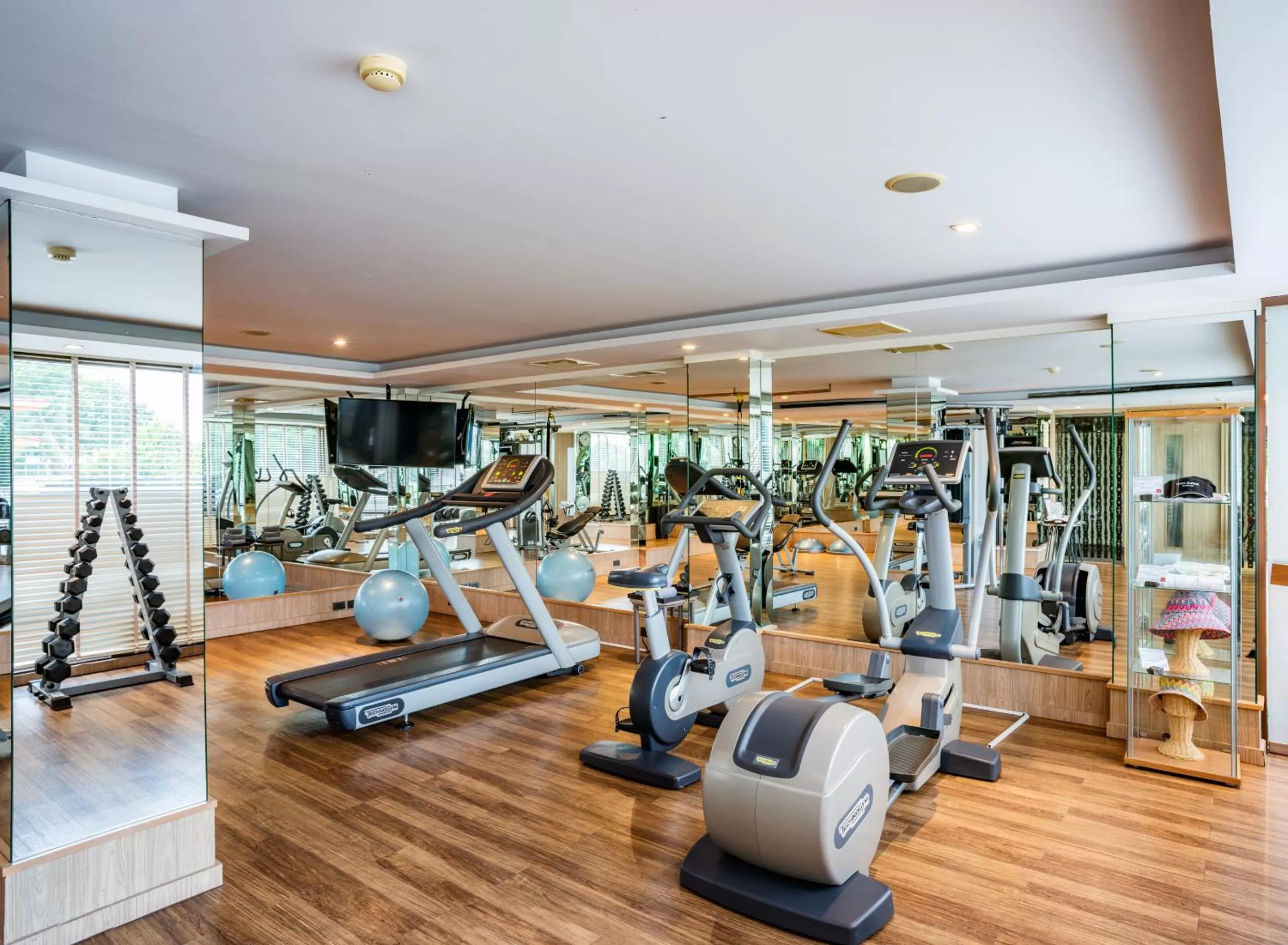 Fitness centre/facilities in Riva Surya Bangkok