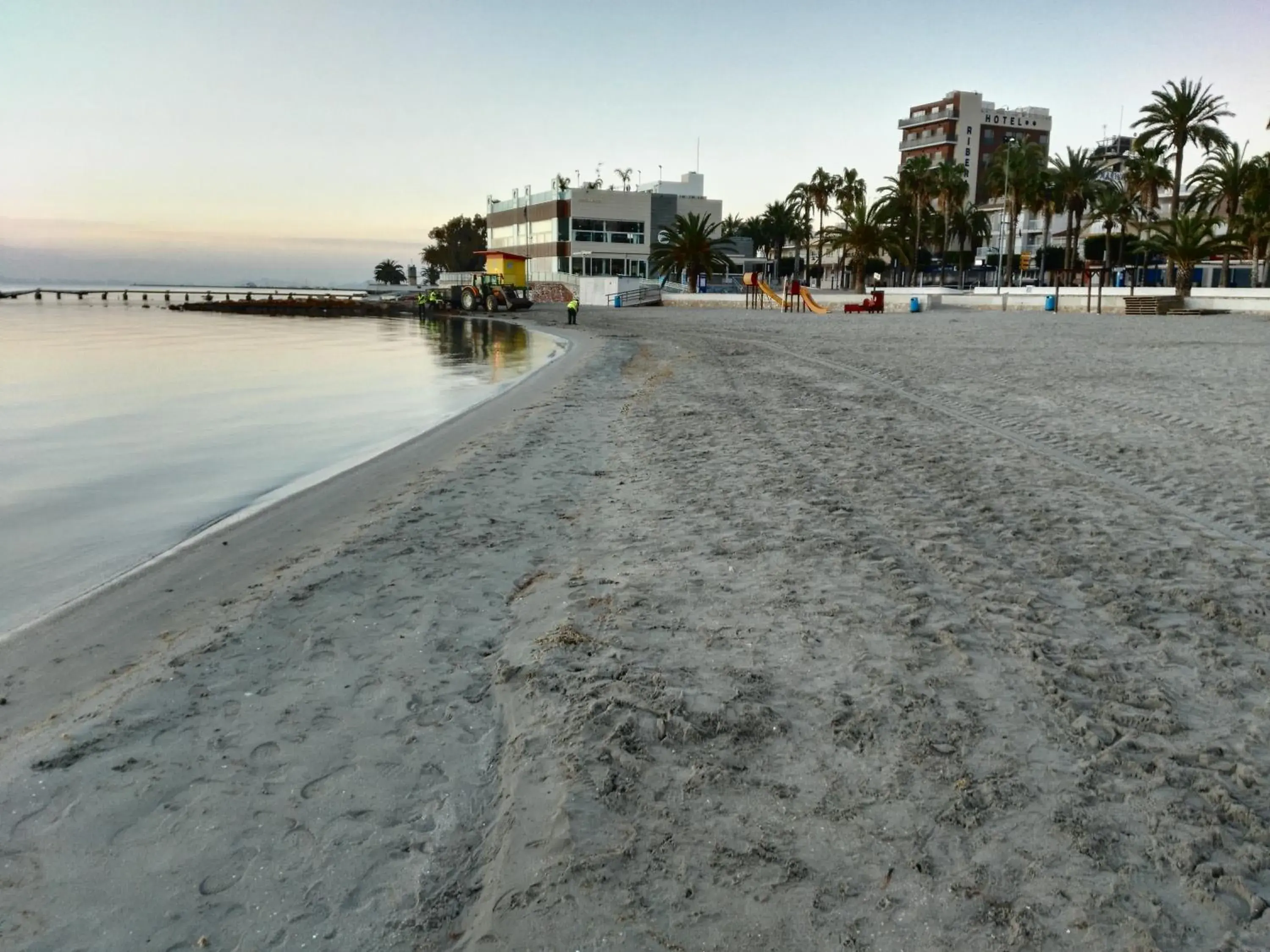 Facade/entrance, Beach in Hotel Ribera