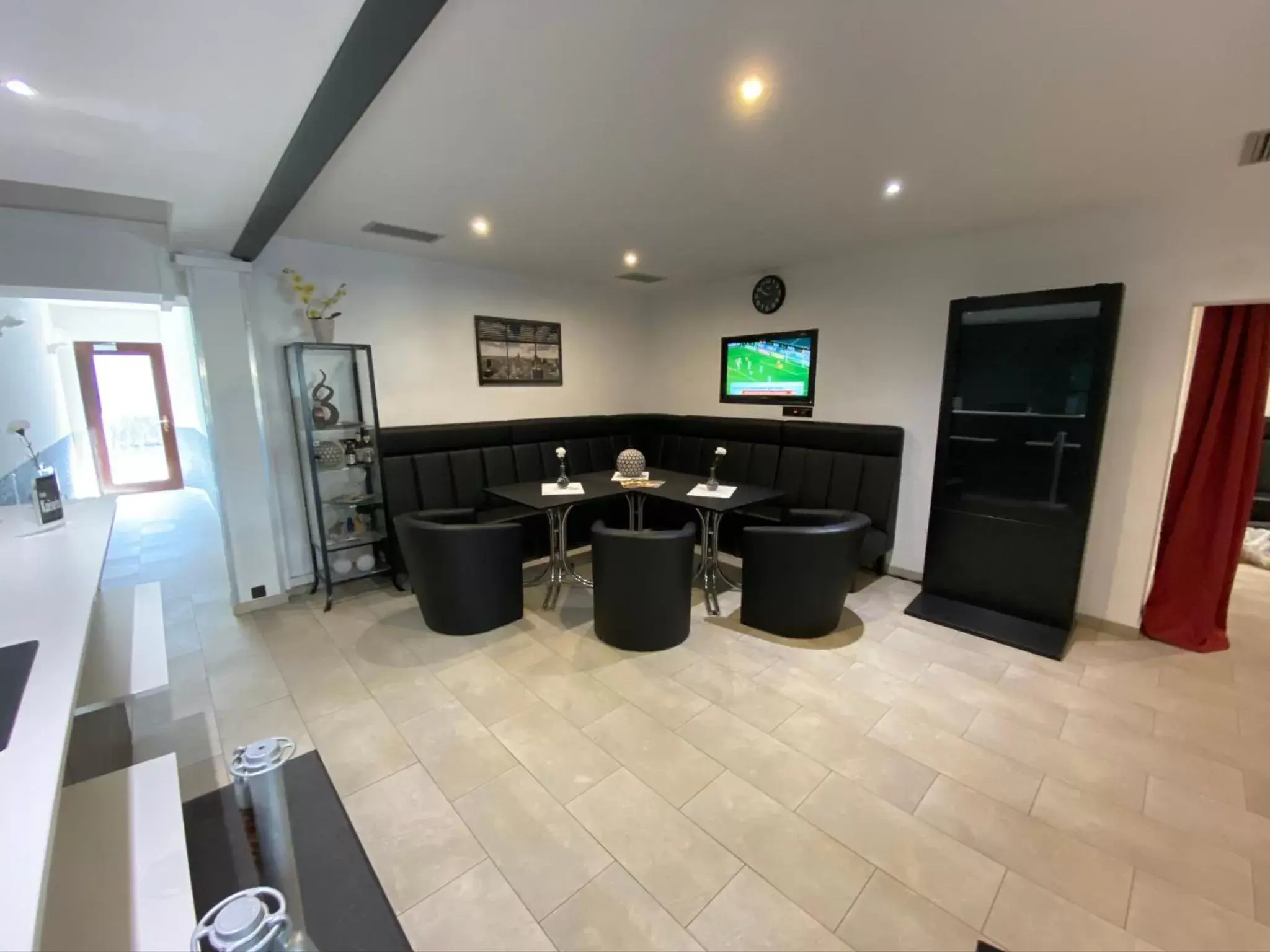 Lobby or reception in Hotel Kaiserhof Lobby or reception in Hotel Kaiserhof