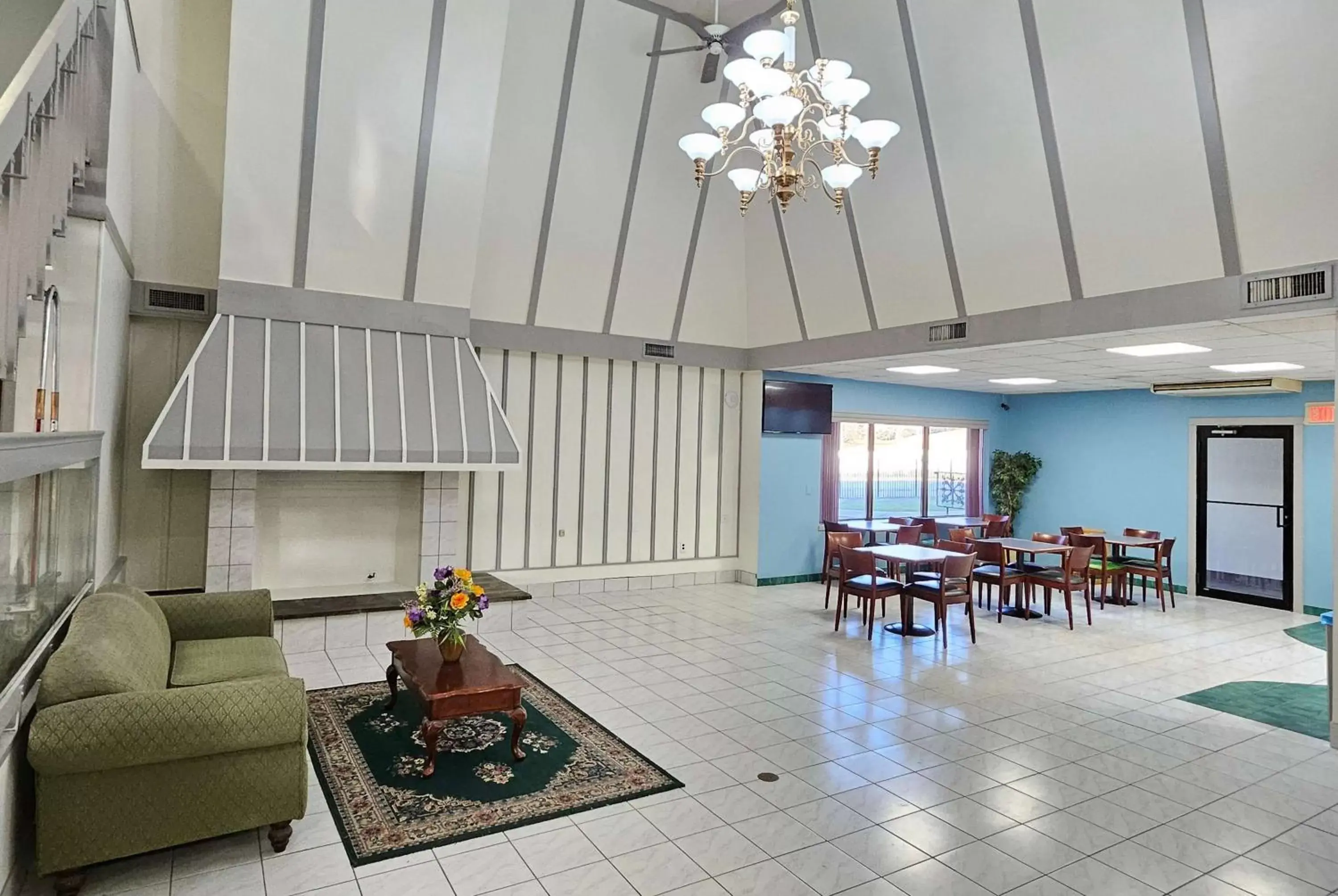 Lobby or reception in Days Inn by Wyndham Berlin Meriden Lobby or reception in Days Inn by Wyndham Berlin Meriden