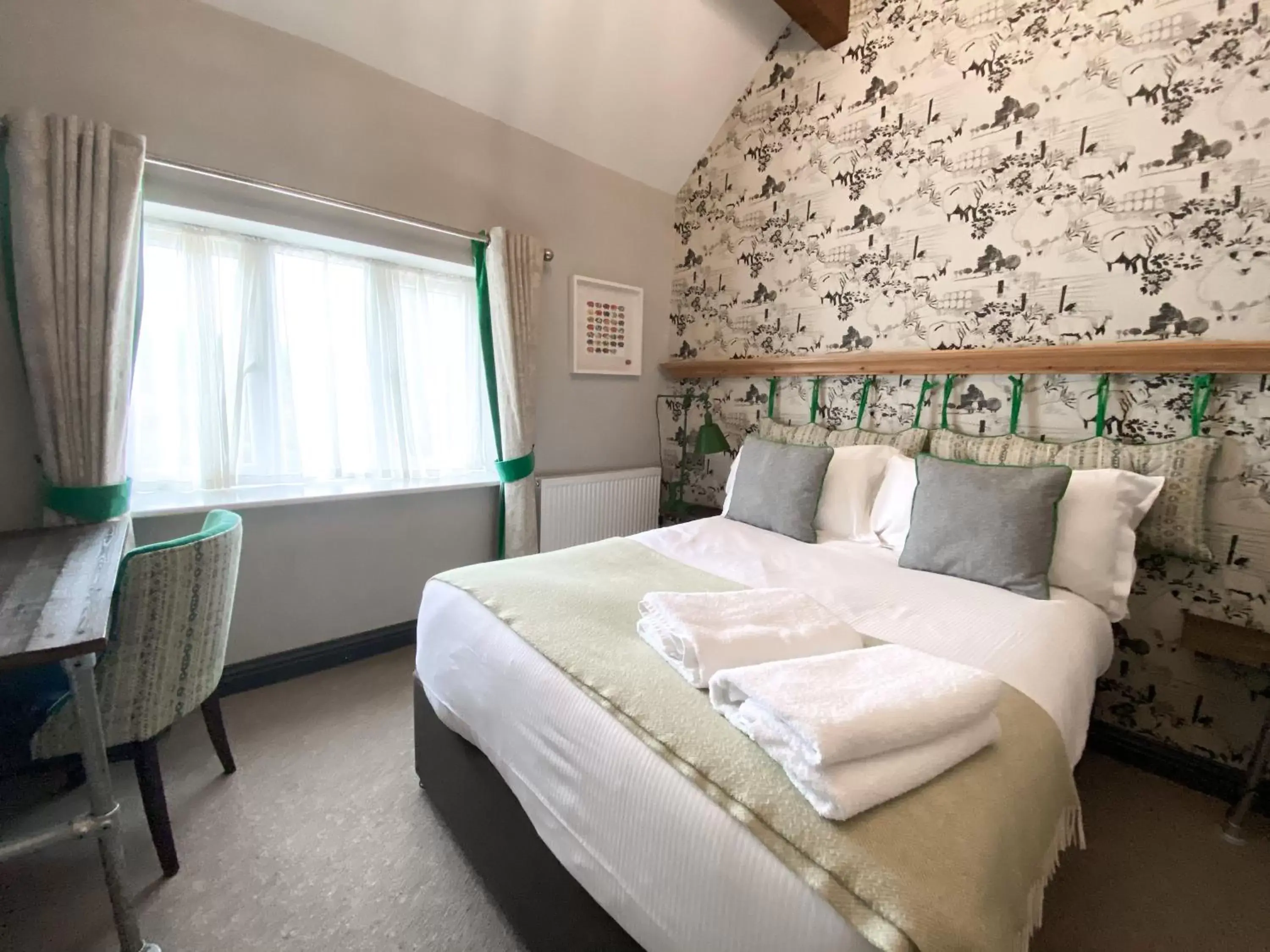 Standard Double Room in Helen Browning's Royal Oak