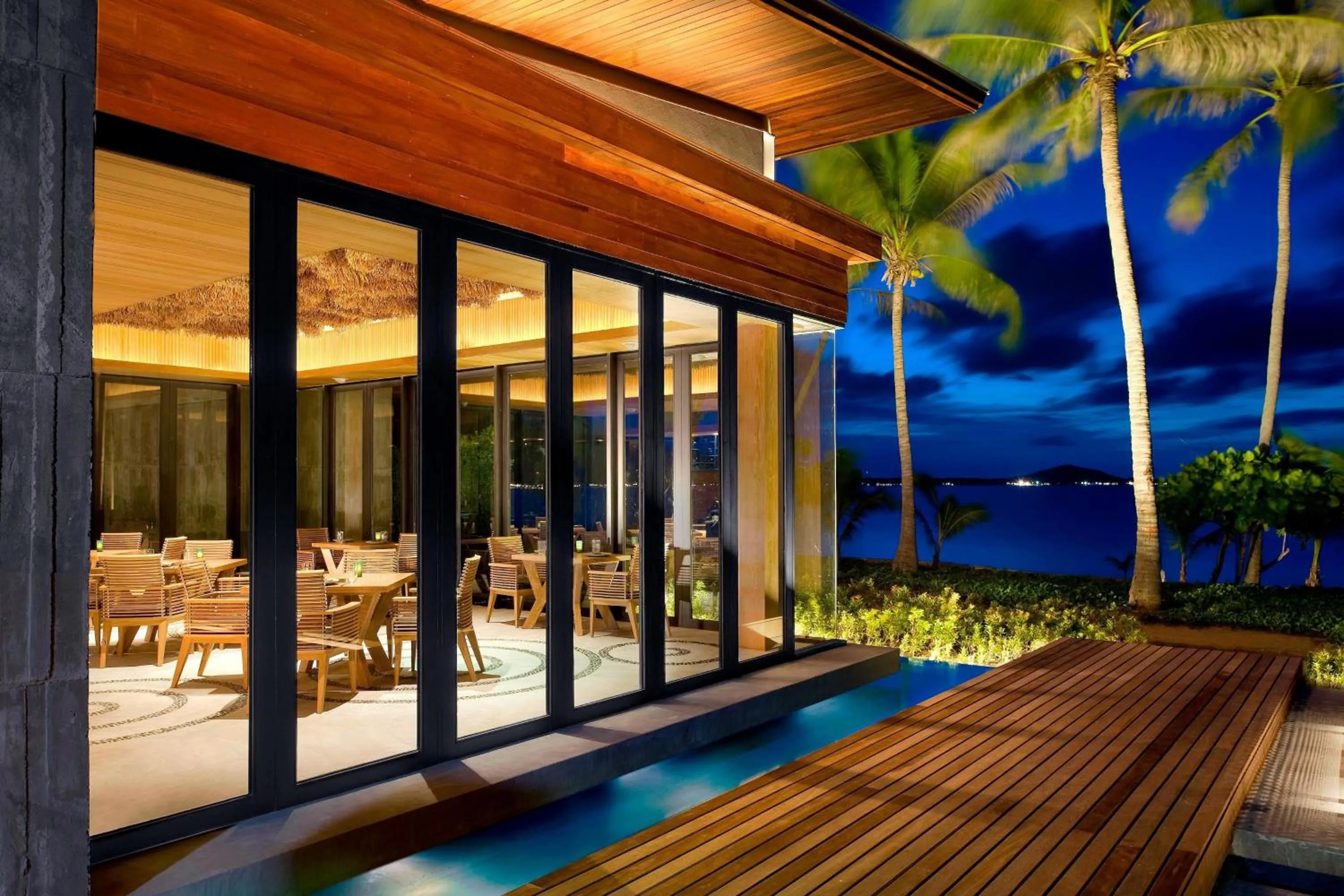 Restaurant/places to eat in W Koh Samui