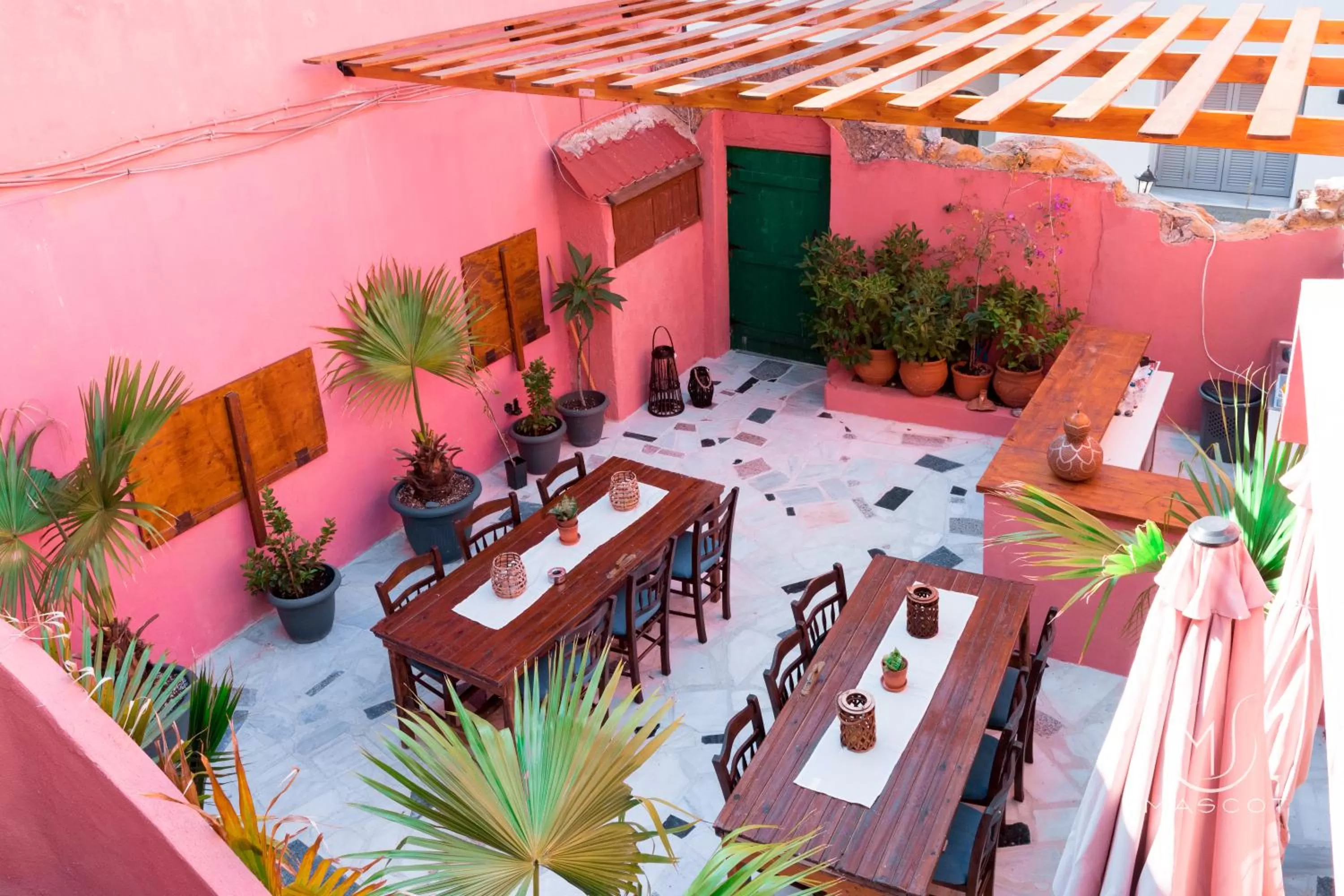 Patio in Mascot Garden Rooms