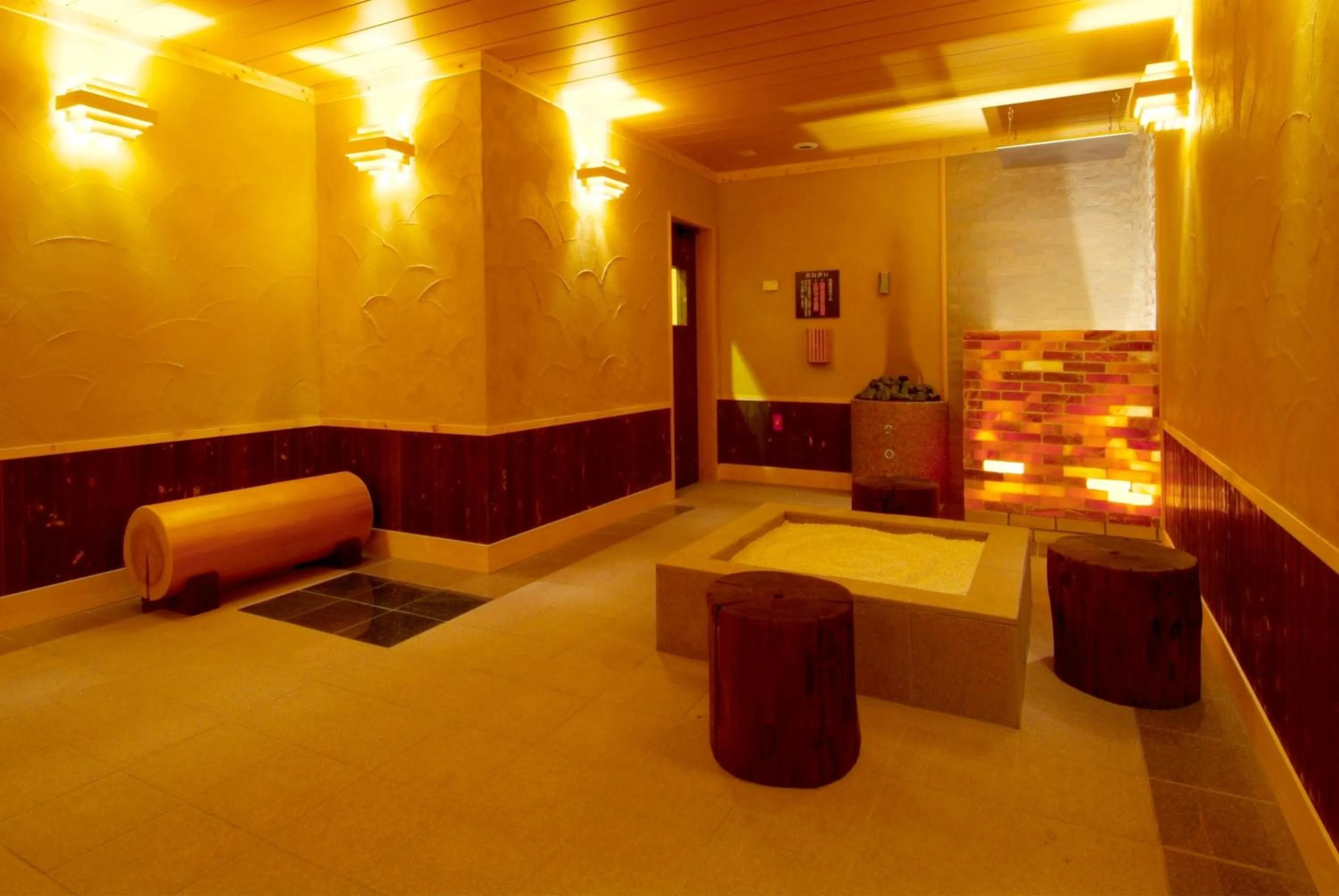 Other, Bed in Route Inn Grantia Fukuoka Miyawaka - Wakita Onsen