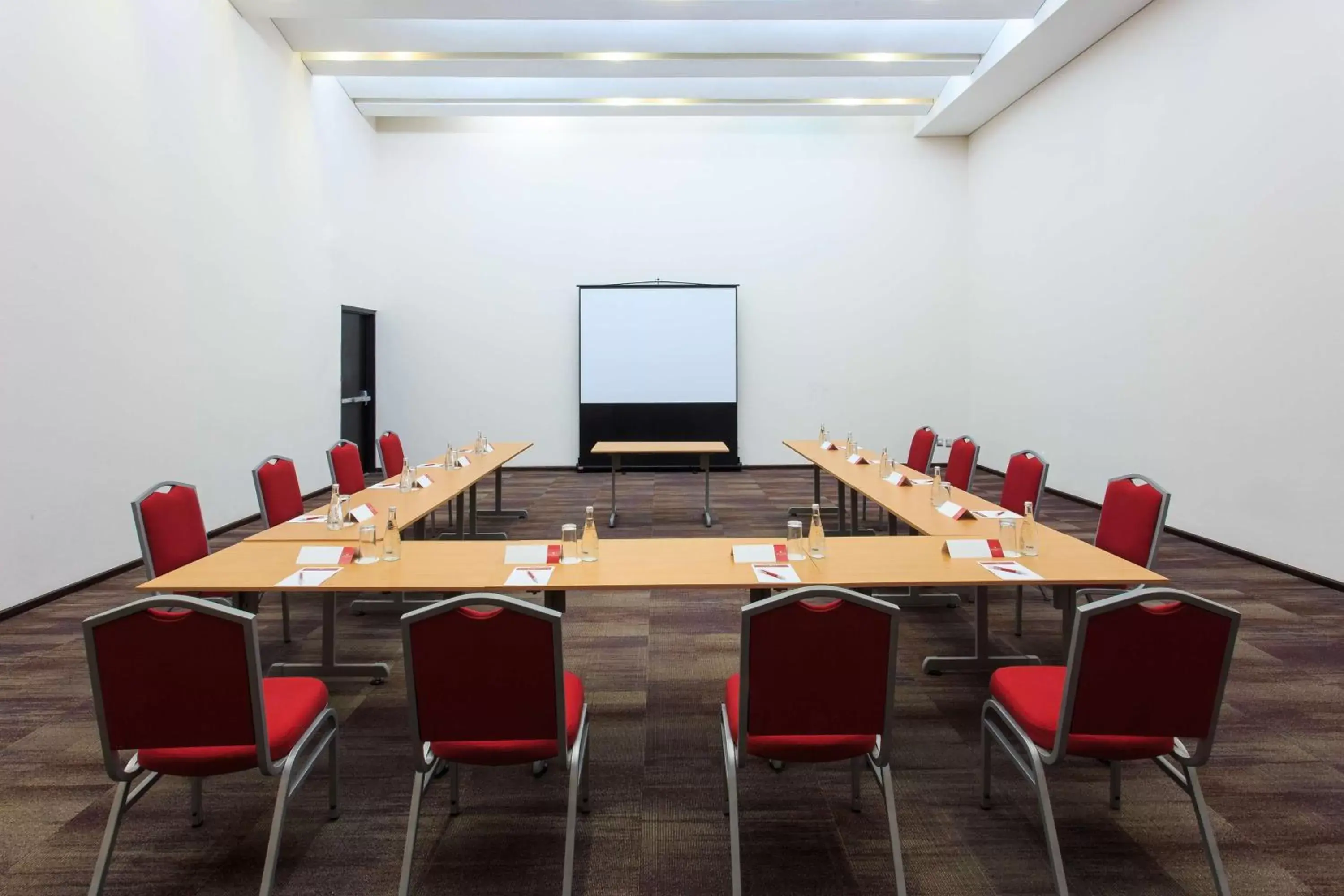 Meeting/conference room in NH Collection Monterrey San Pedro