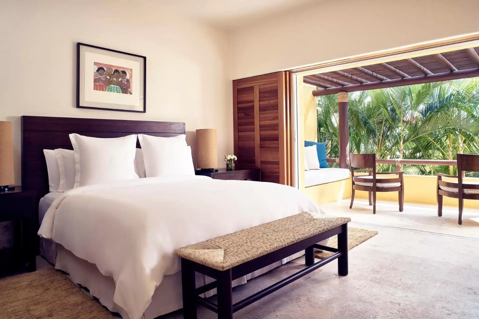 Photo of the whole room, Bed in Four Seasons Resort Punta Mita