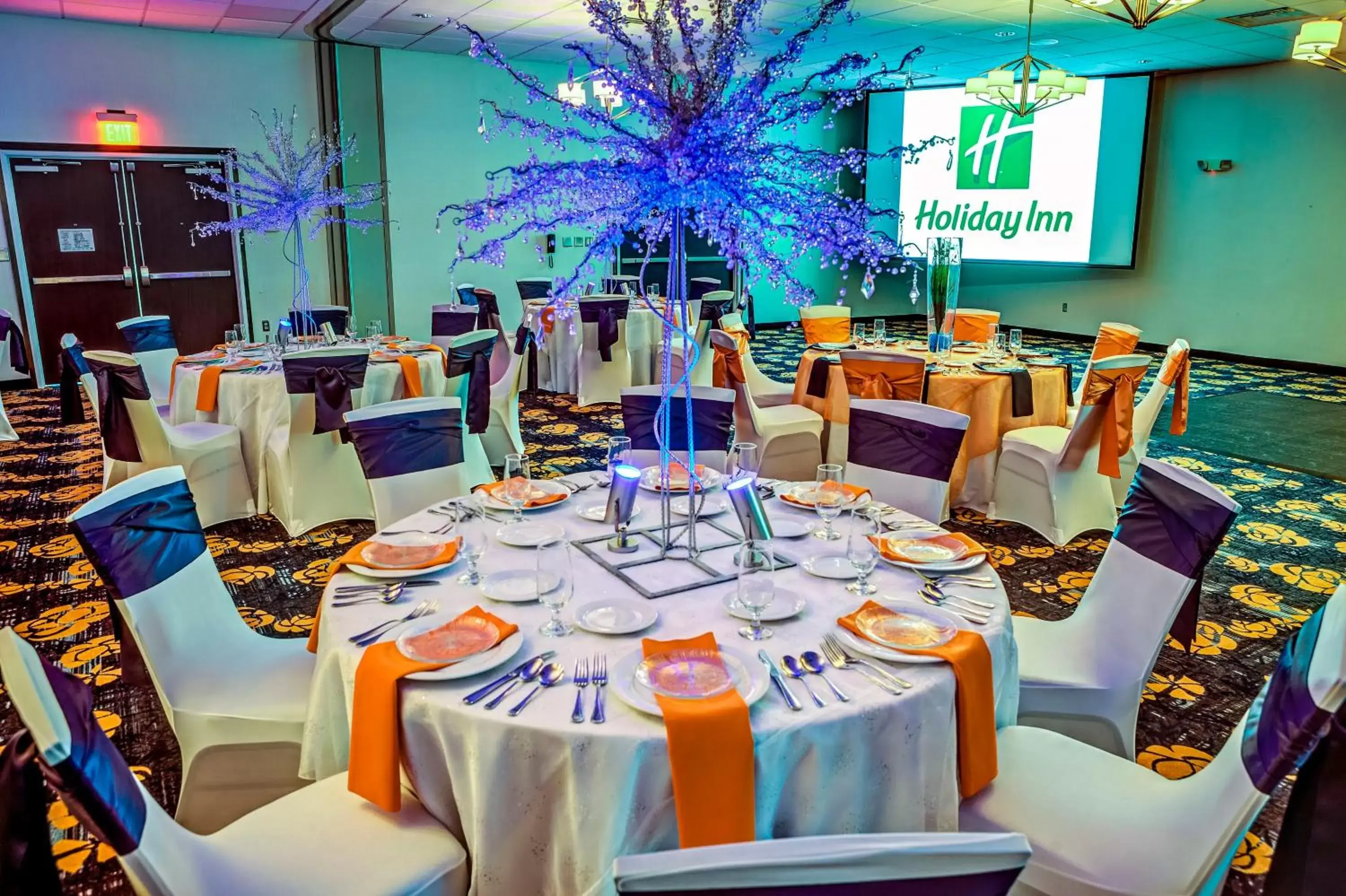Banquet/Function facilities, Restaurant/Places to Eat in Holiday Inn Cleveland Northeast - Mentor, an IHG Hotel
