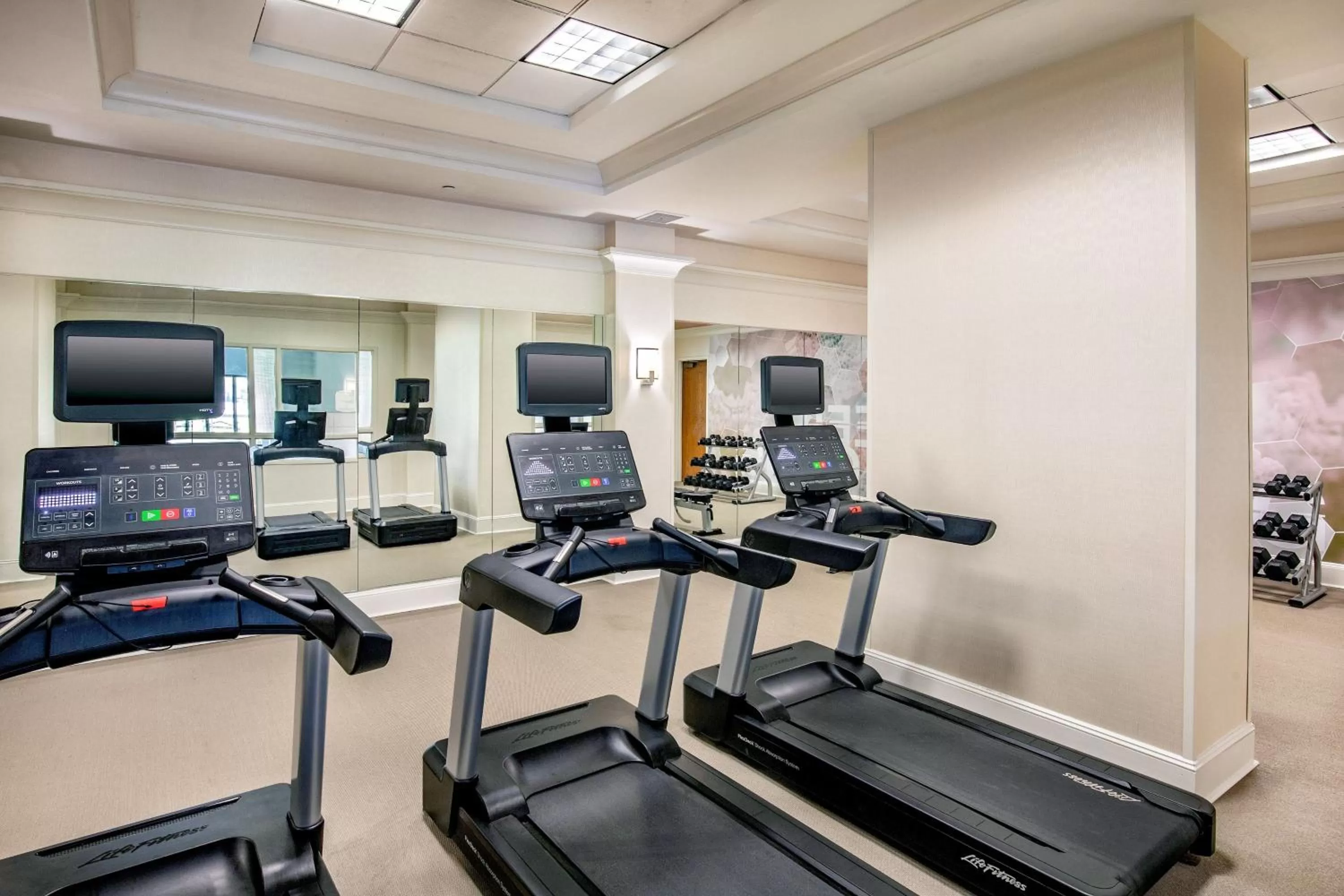 Fitness centre/facilities in SpringHill Suites by Marriott Norfolk Virginia Beach