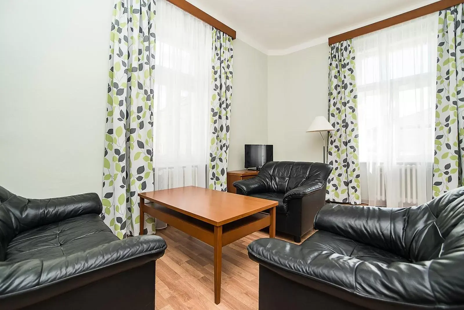 Bedroom, Seating Area in Hotel Orion