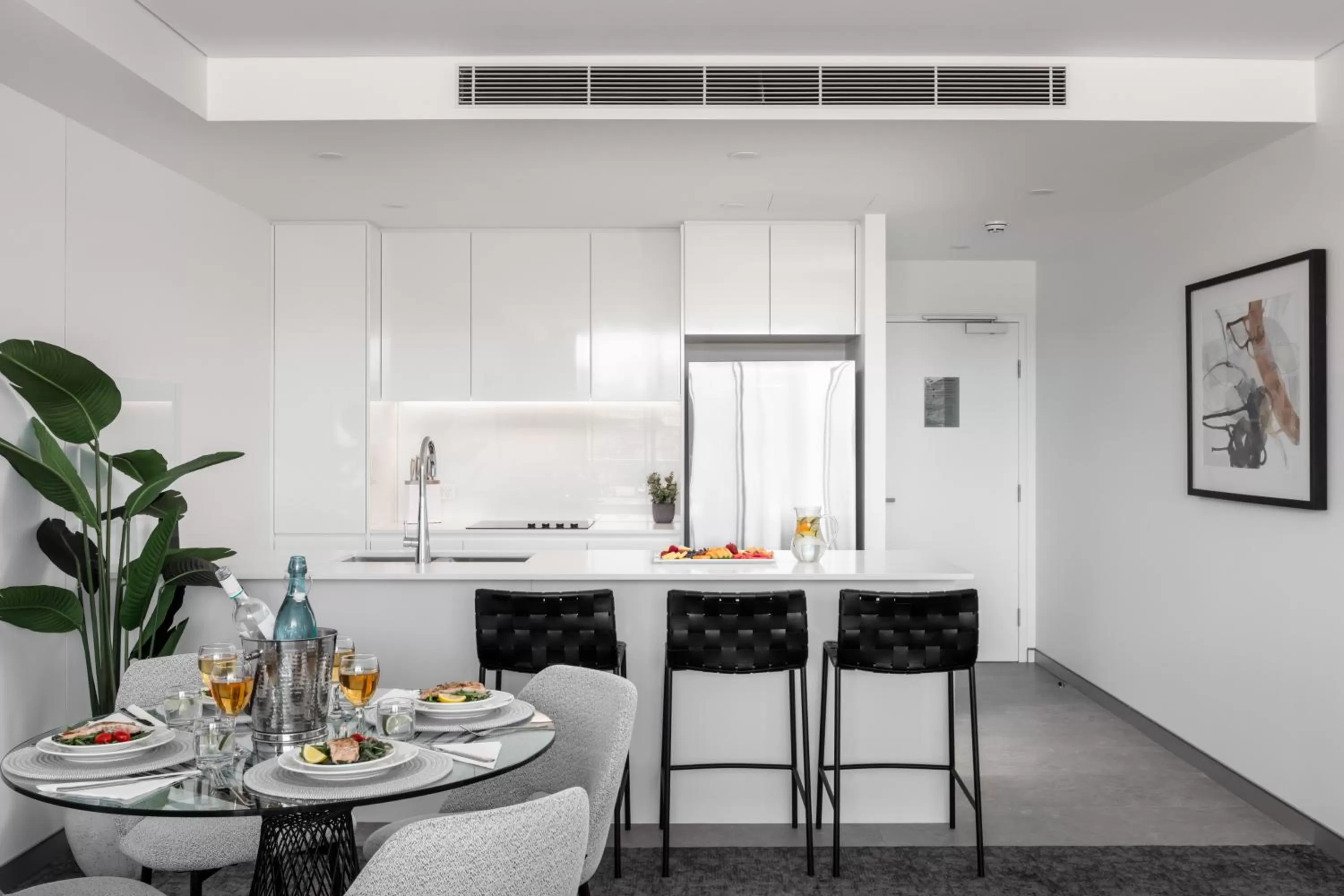 Kitchen or kitchenette in Argo Apartments