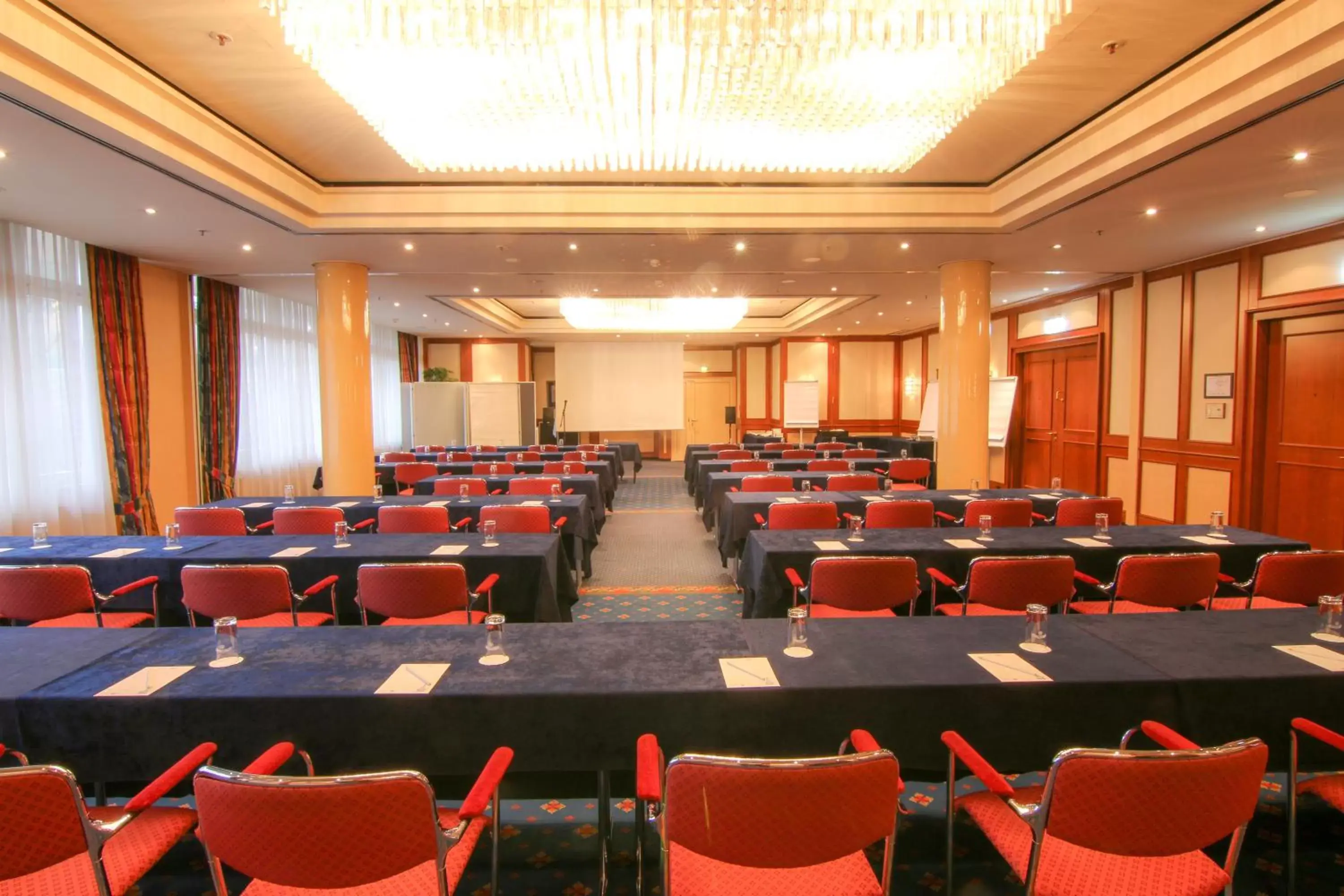 Meeting/conference room in PLAZA Premium Schwerin Sure Hotel Collection by Best Western