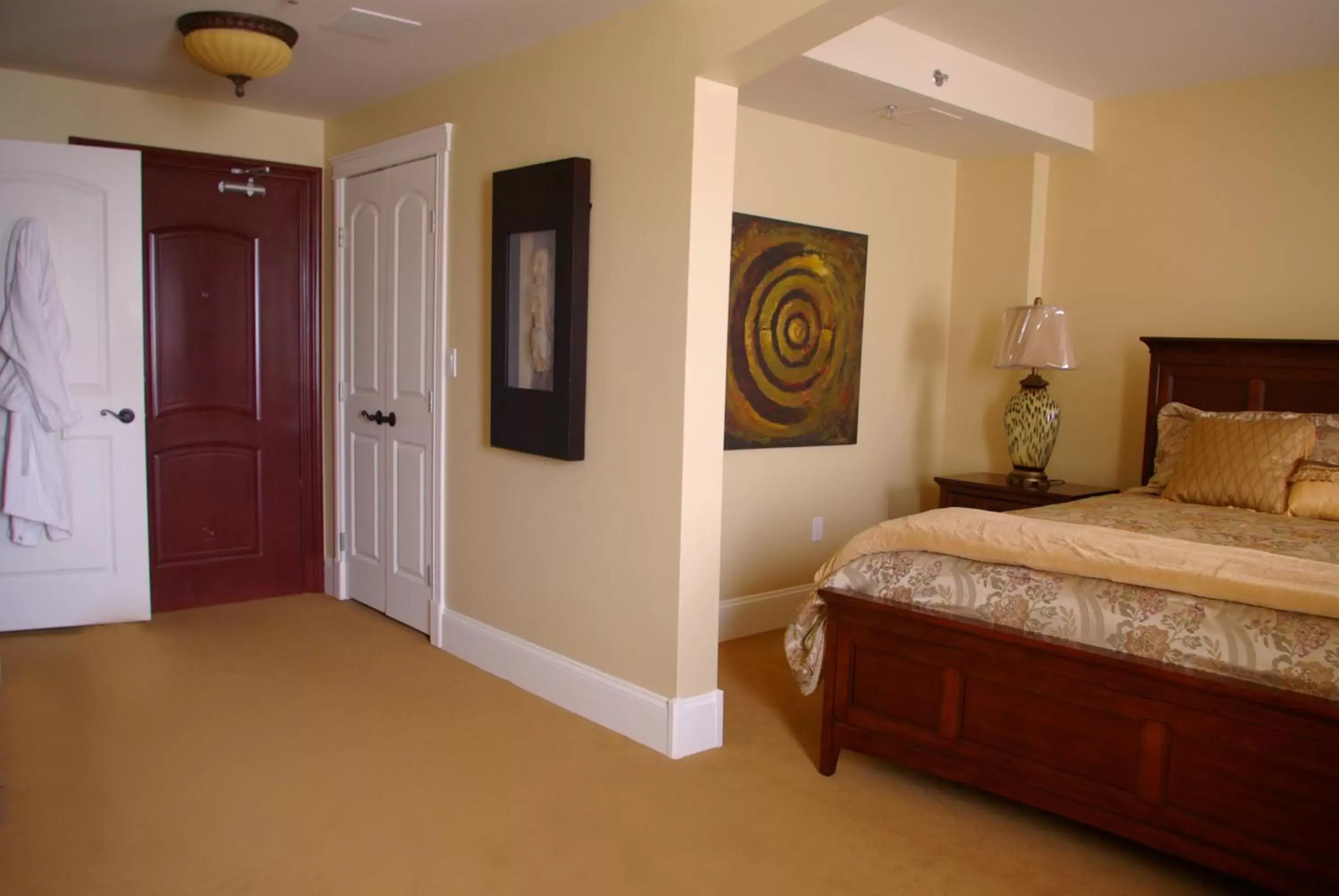 Bedroom, Bed in Grant Hall Hotel