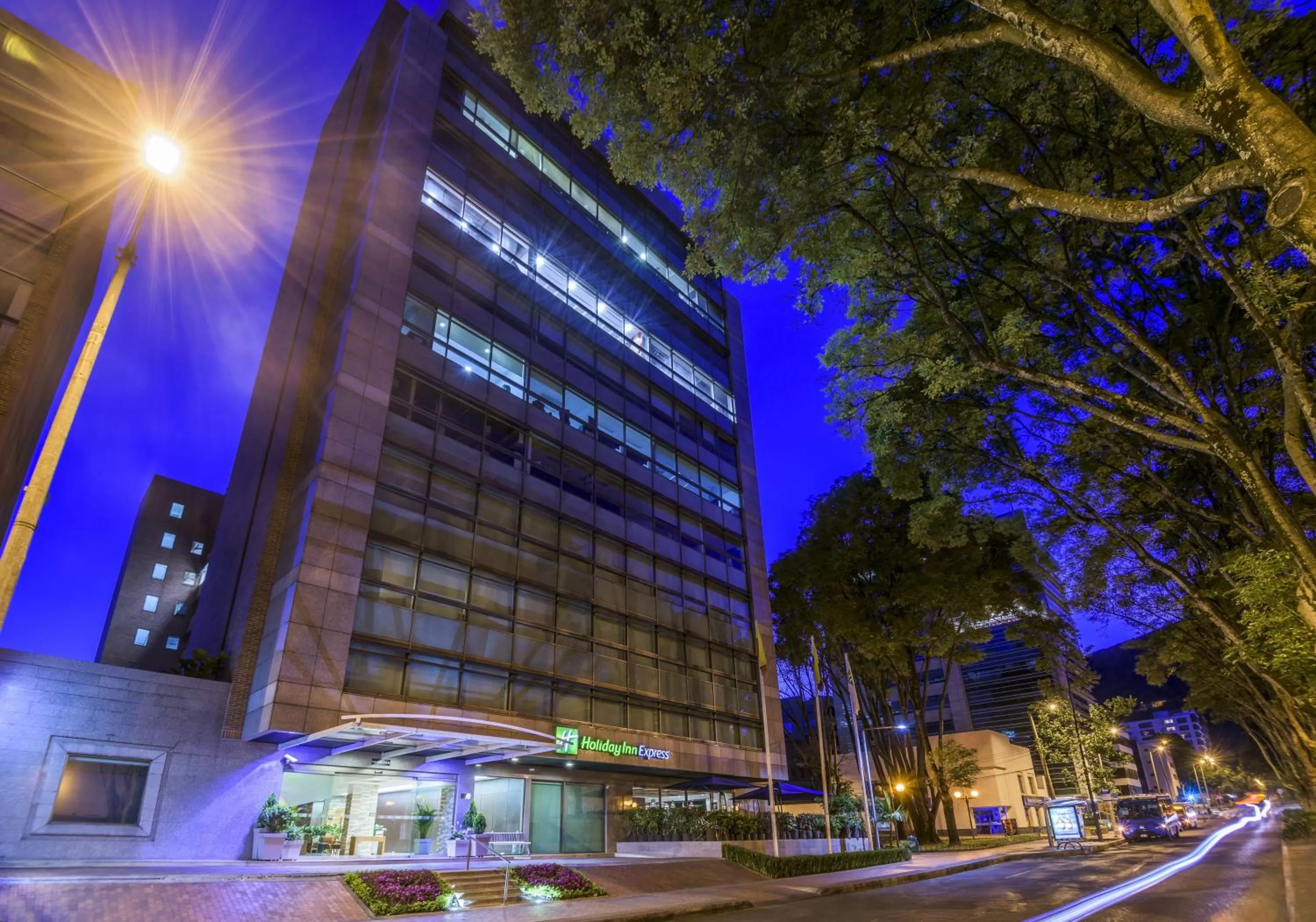 Property building in Holiday Inn Express Bogotá - Parque La 93 by IHG