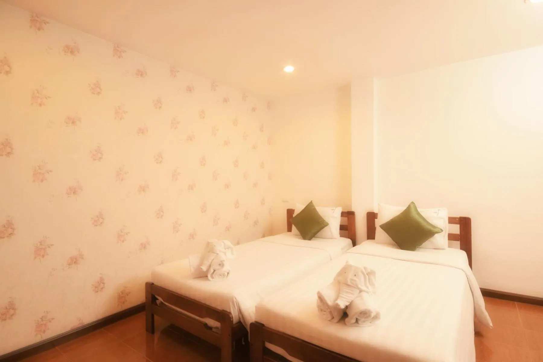 Bed in Blissotel Ratchada