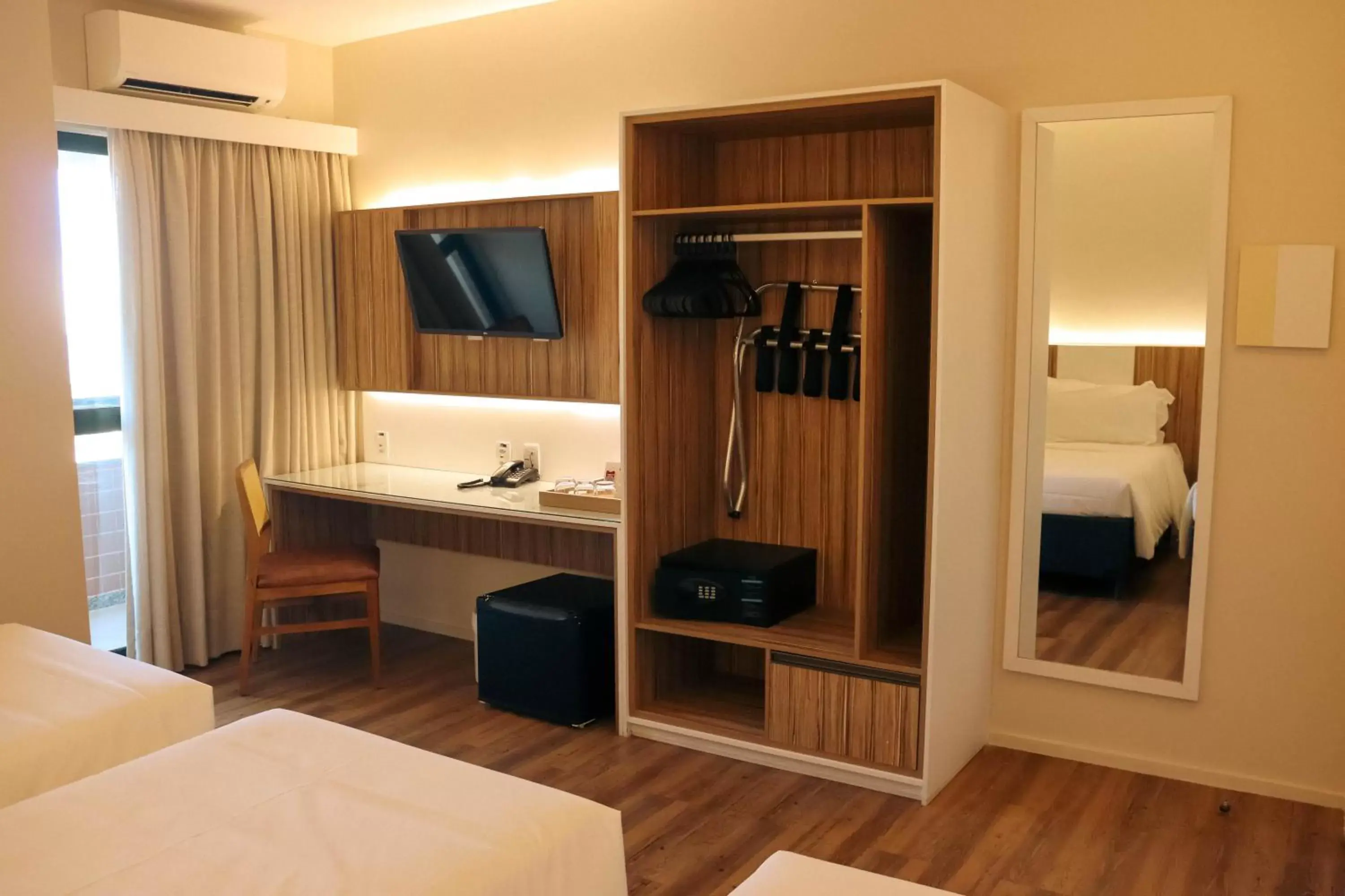 Bedroom, Kitchen/Kitchenette in Quality Hotel Aracaju
