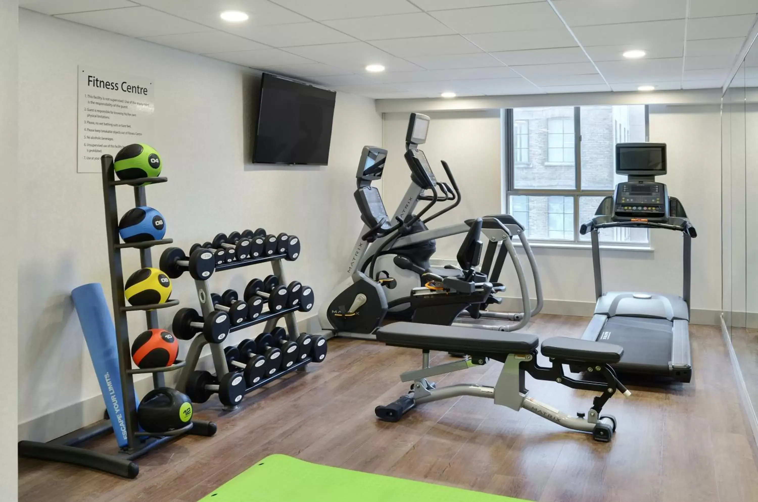 Fitness centre/facilities, Fitness Center/Facilities in Holiday Inn Express Toronto Downtown, an IHG Hotel