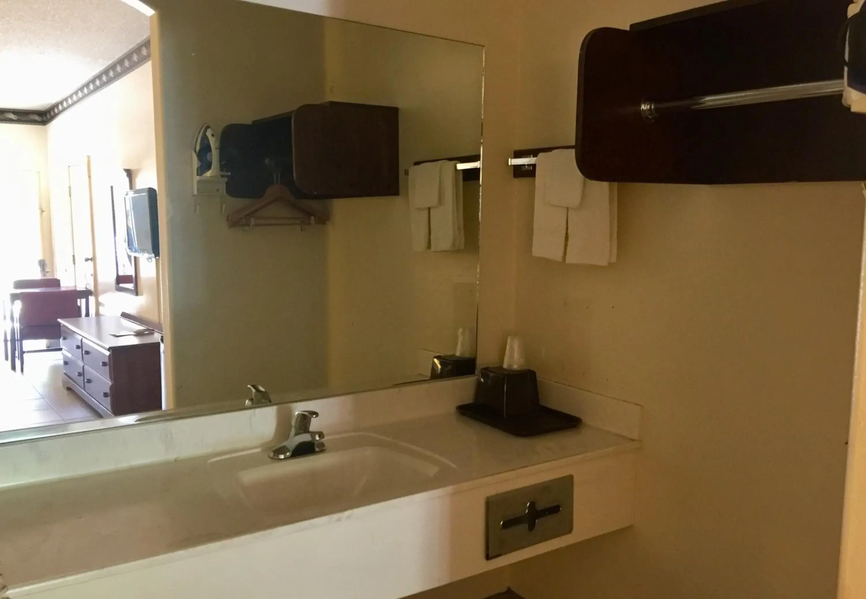 Bathroom in Texas Inn and Suites RGV