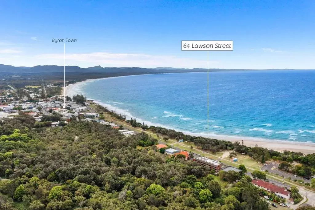 Bird's eye view, Bird's-eye View in Byron Pacific Apartments - On Clarkes Beach