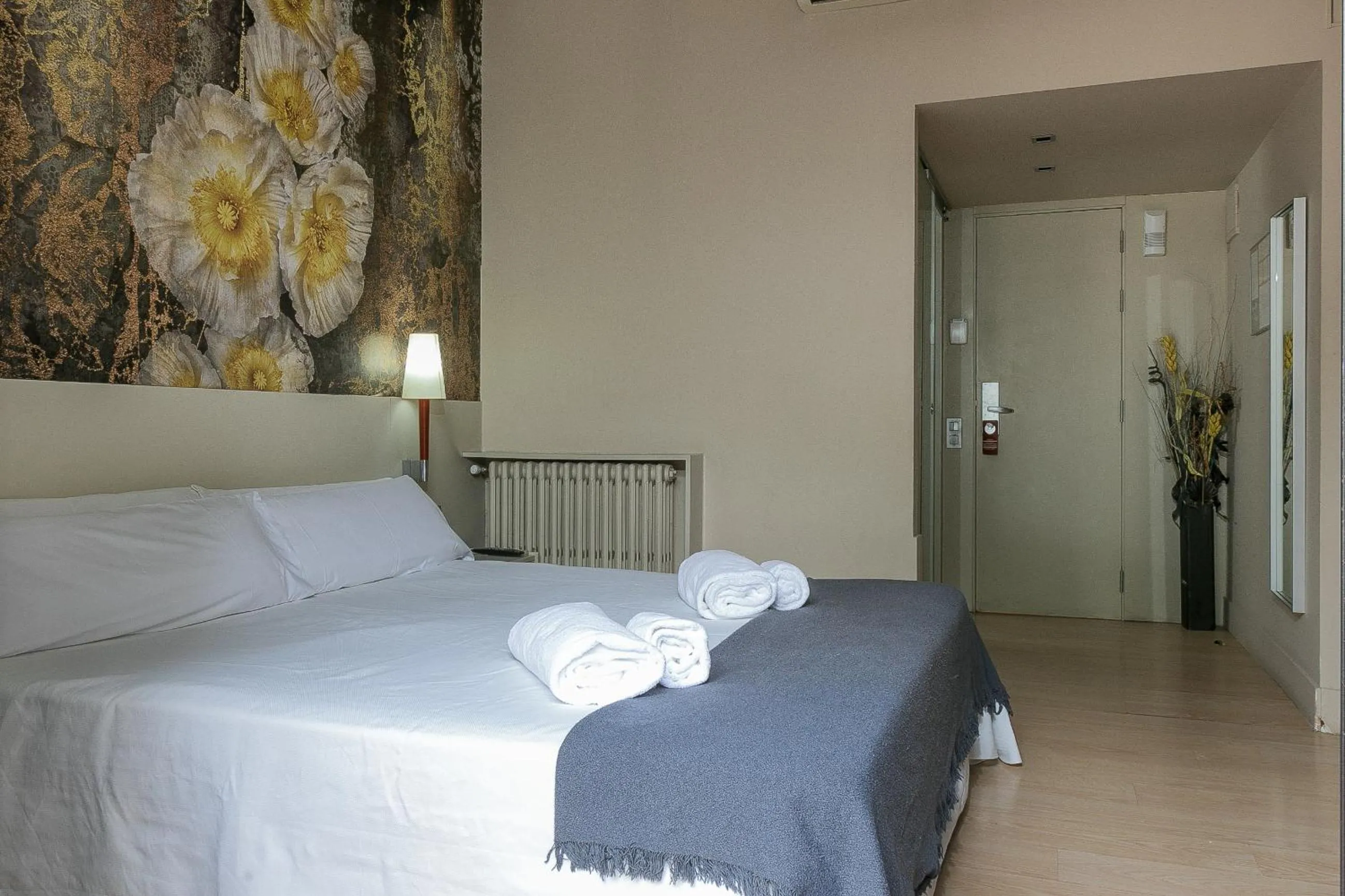 Bed in Hotel El Castell