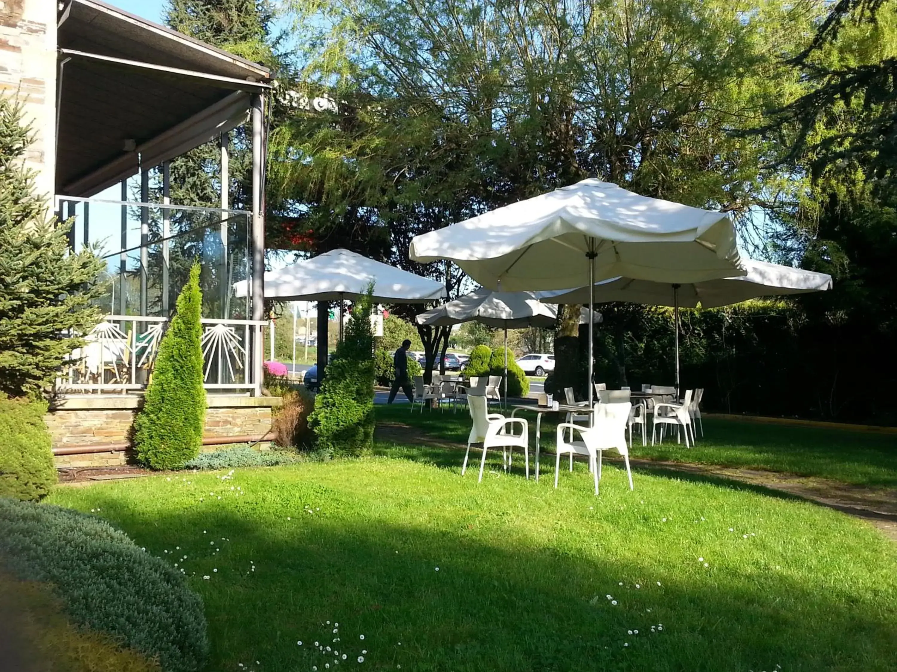 Facade/entrance, Patio/Outdoor Area in Ruta Jacobea