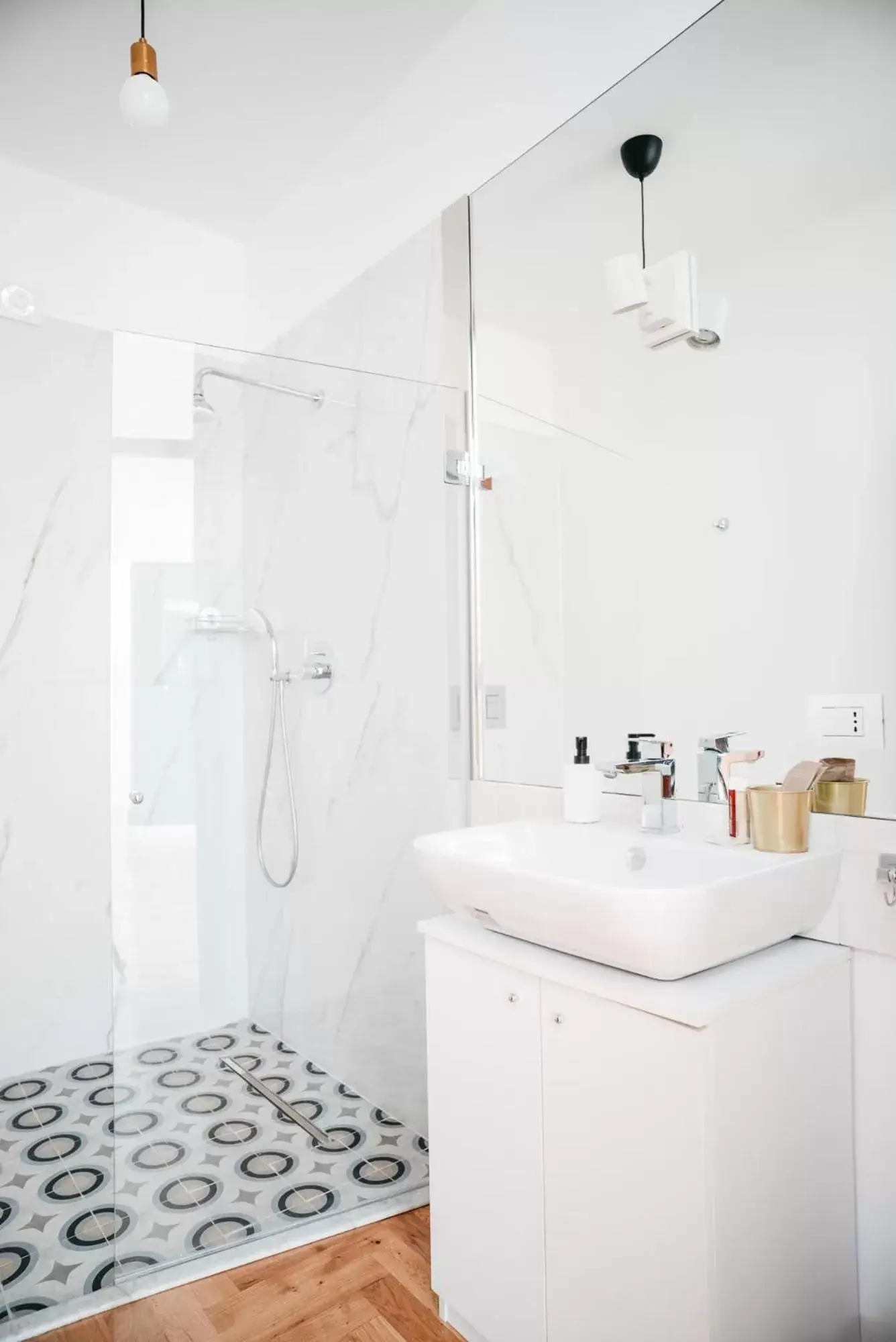 Shower, Bathroom in Vista Napoli Residence by Casa Napoletana