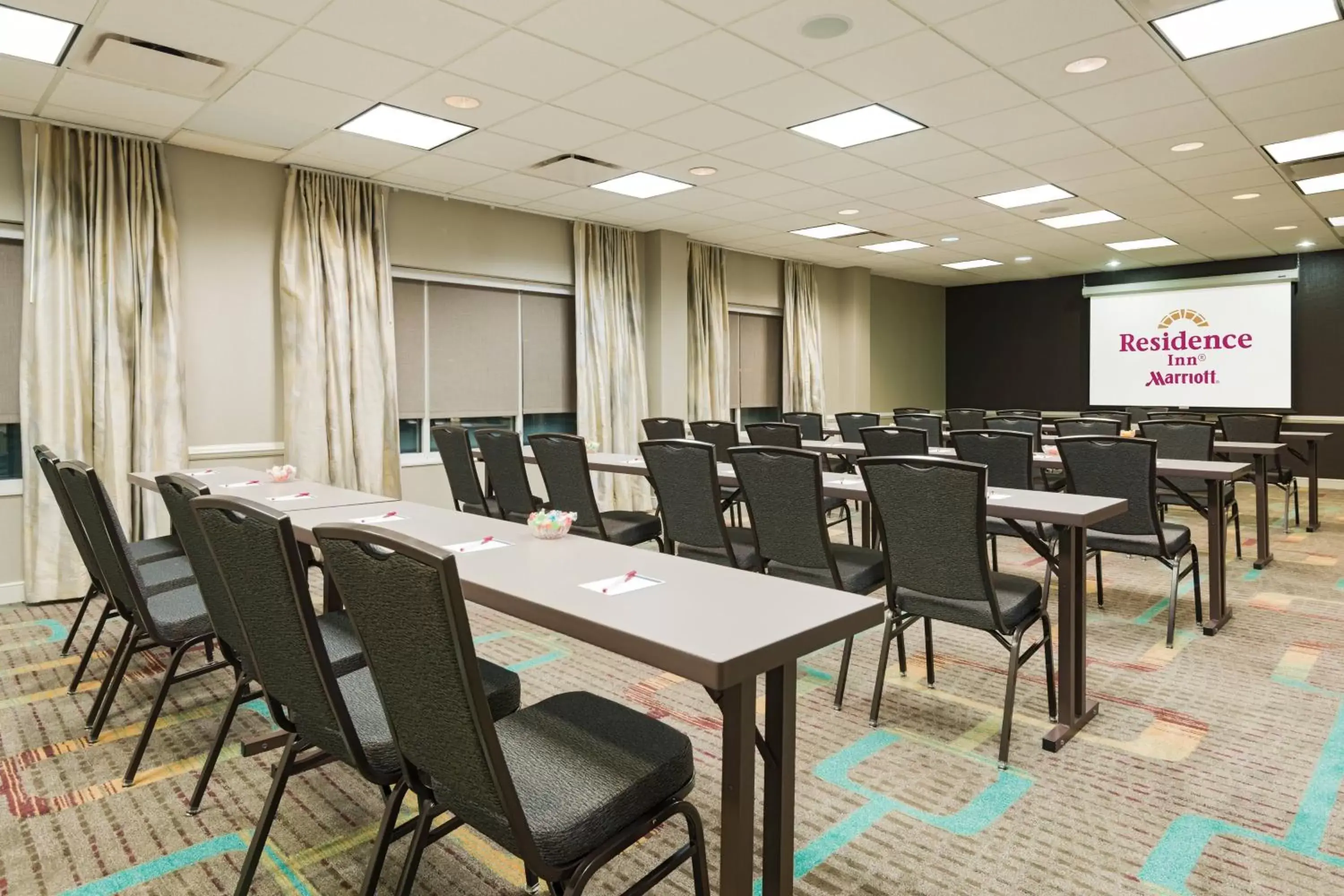 Meeting/conference room in Residence Inn Charlotte SouthPark