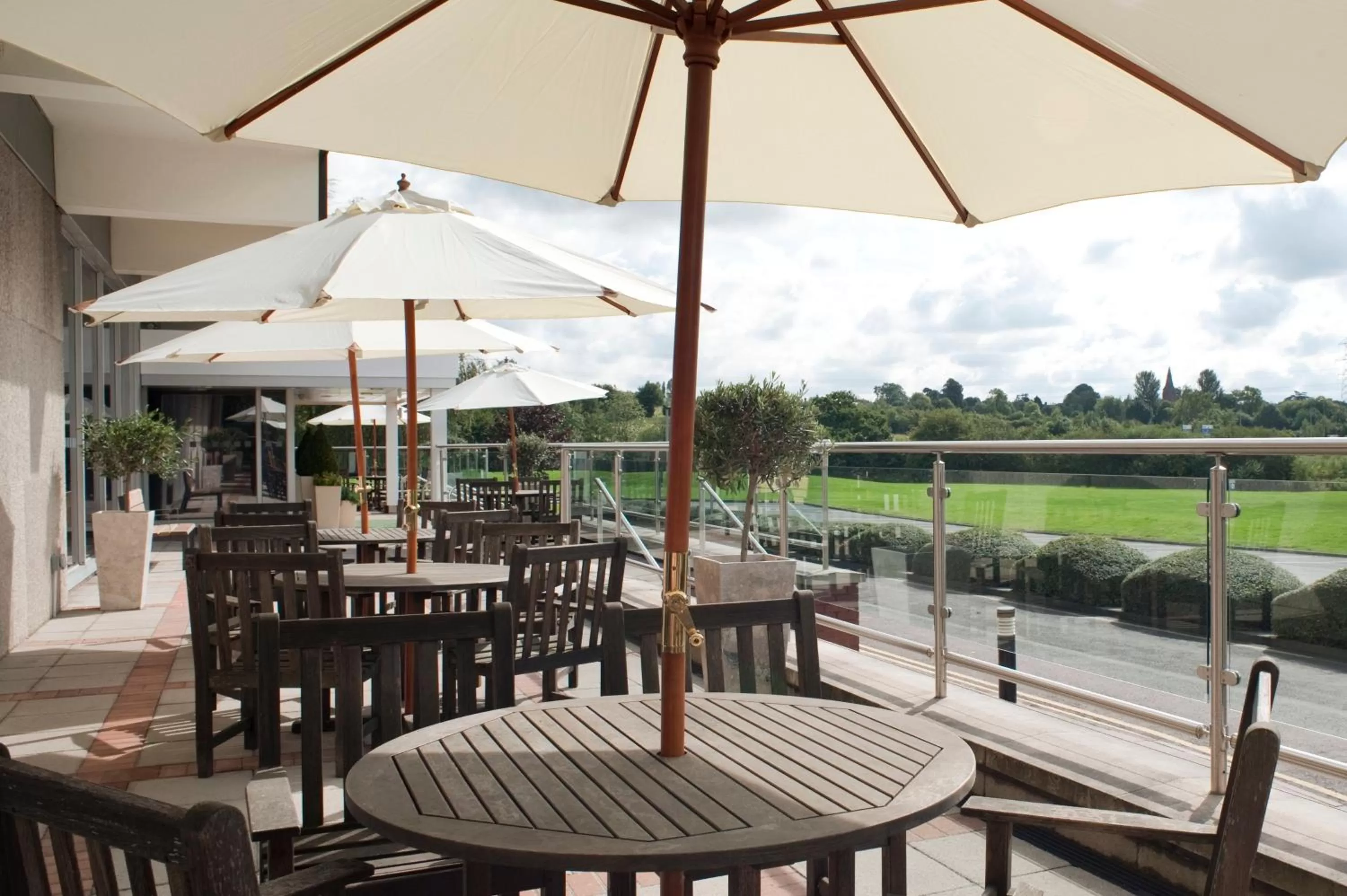 Property building in Holiday Inn Rugby-Northampton M1 Jct18 by IHG