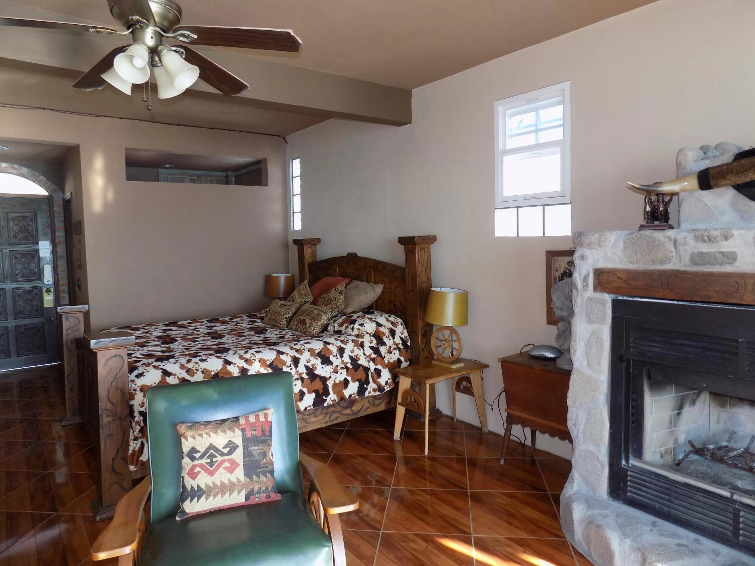Photo of the whole room, Bed in Poco Cielo Hotel