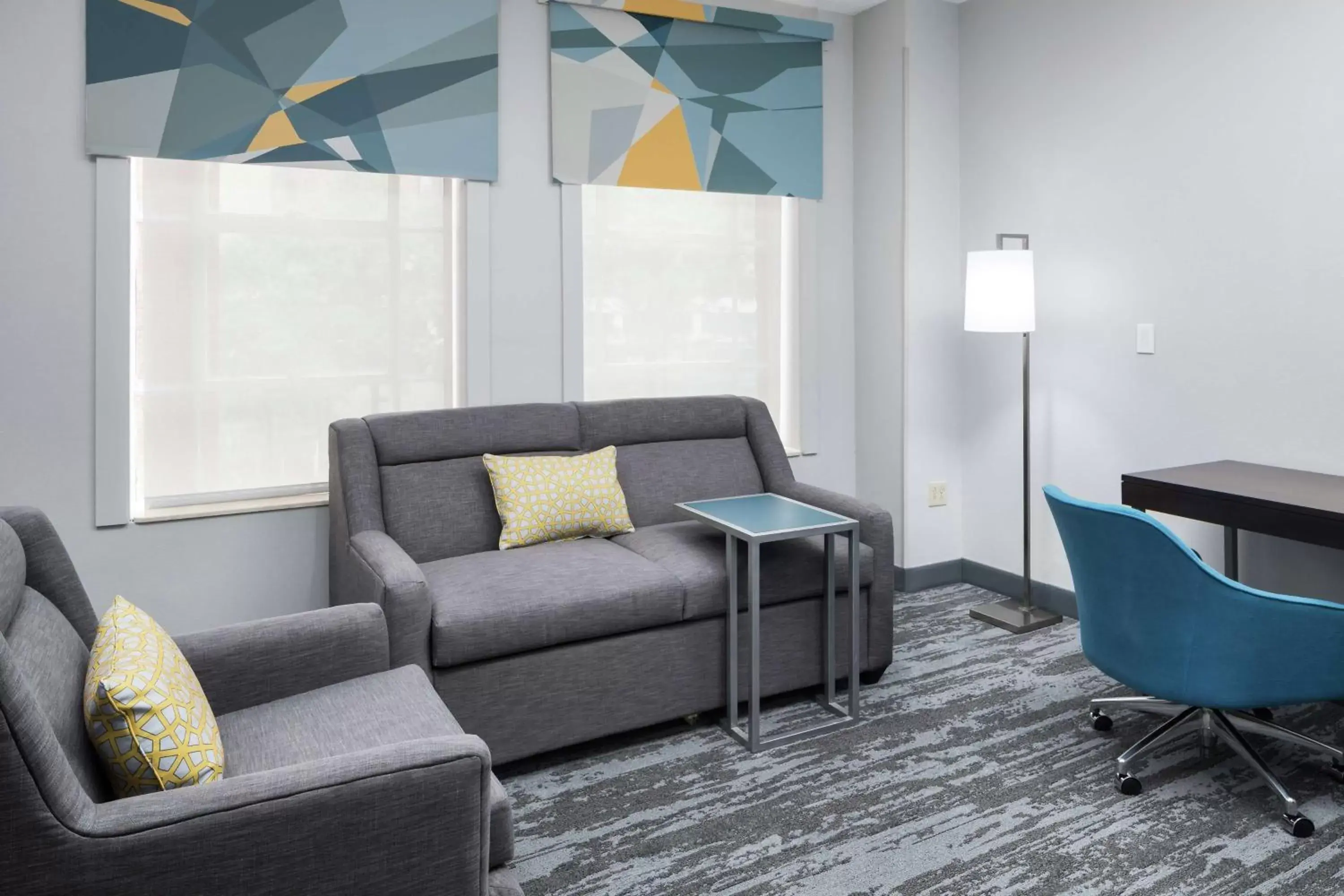 Bedroom, Seating Area in Hampton Inn & Suites Atlanta-Downtown