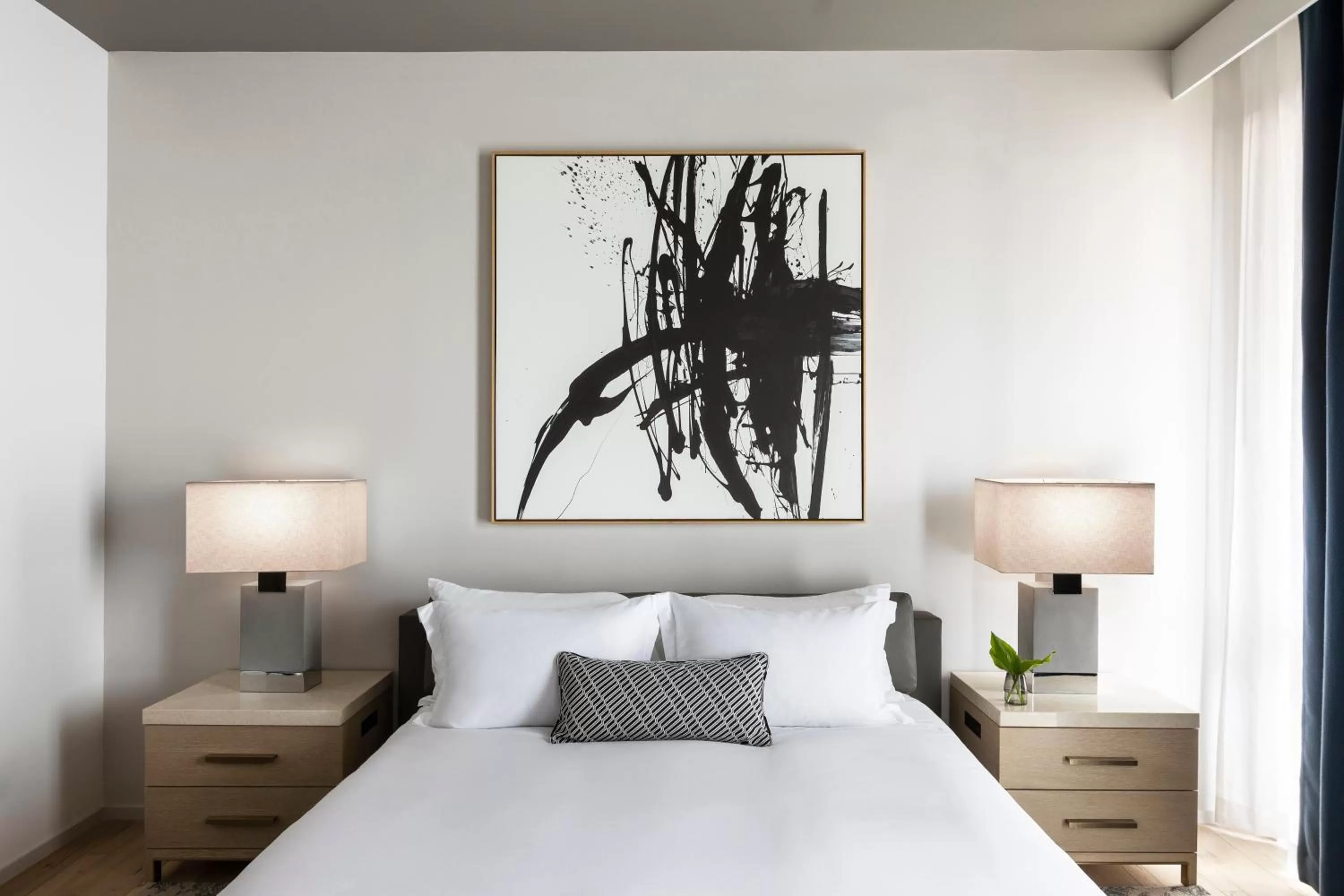 Photo of the whole room, Bed in Kimpton - Pittman Hotel by IHG