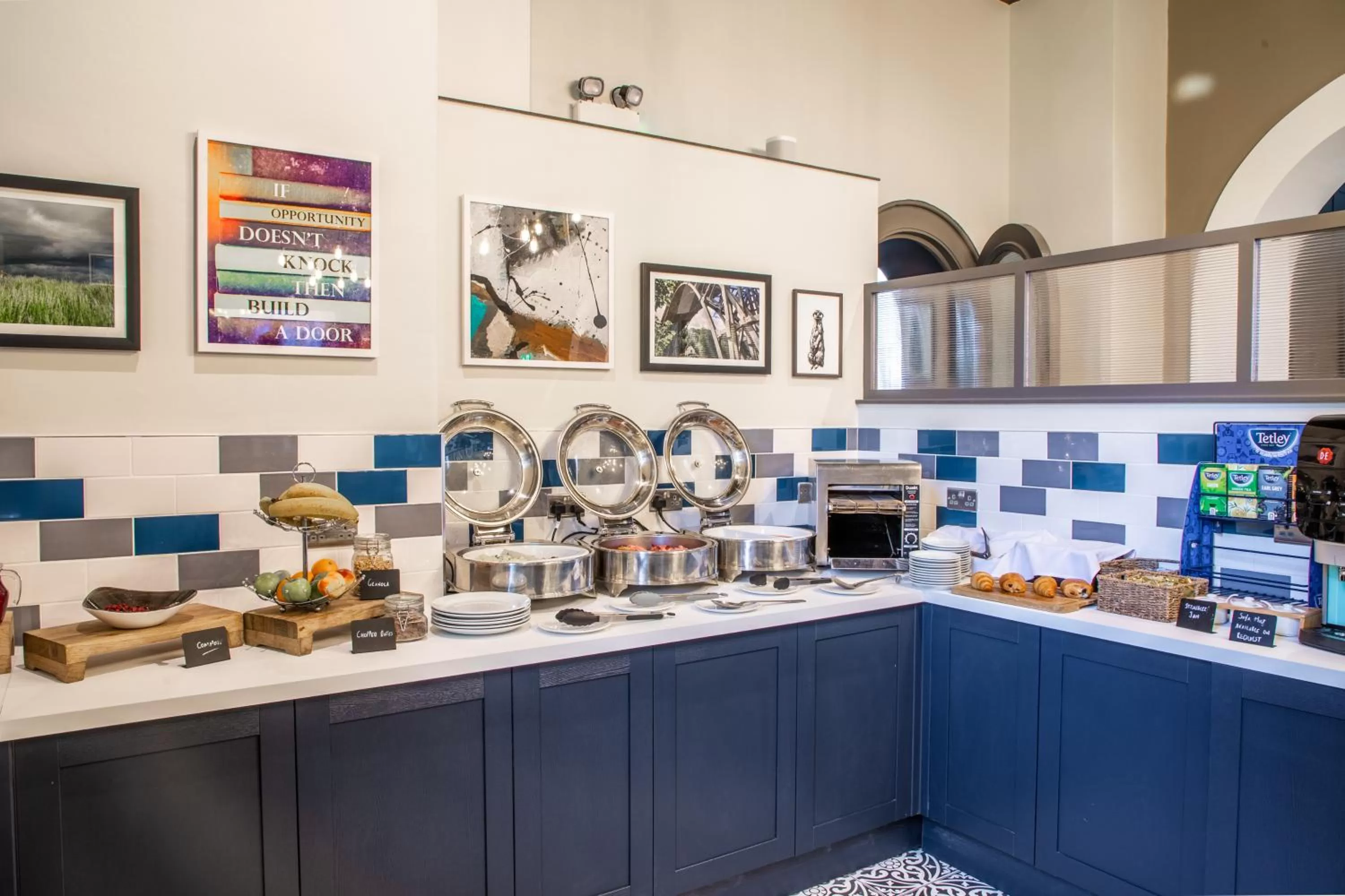 Food and drinks in Park House Hotel