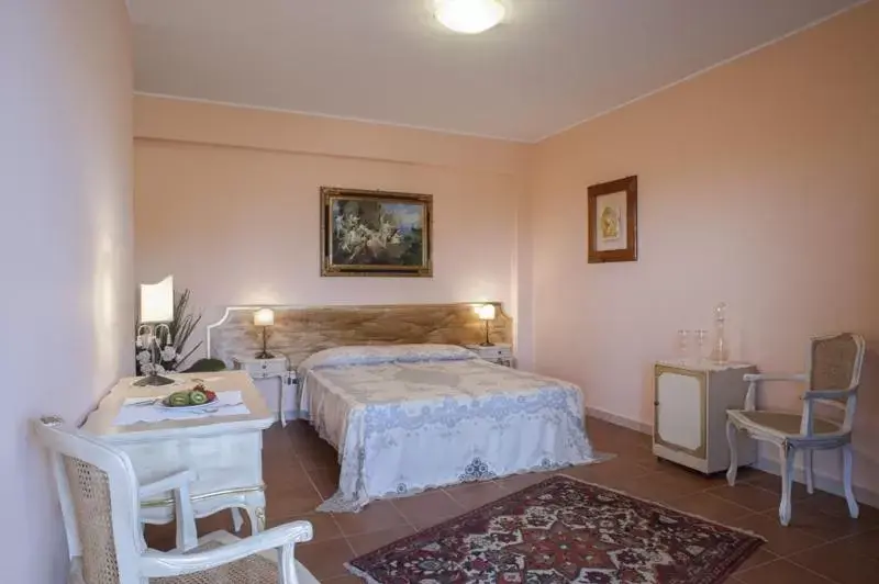 Bedroom, Bed in La Corte di Opaka