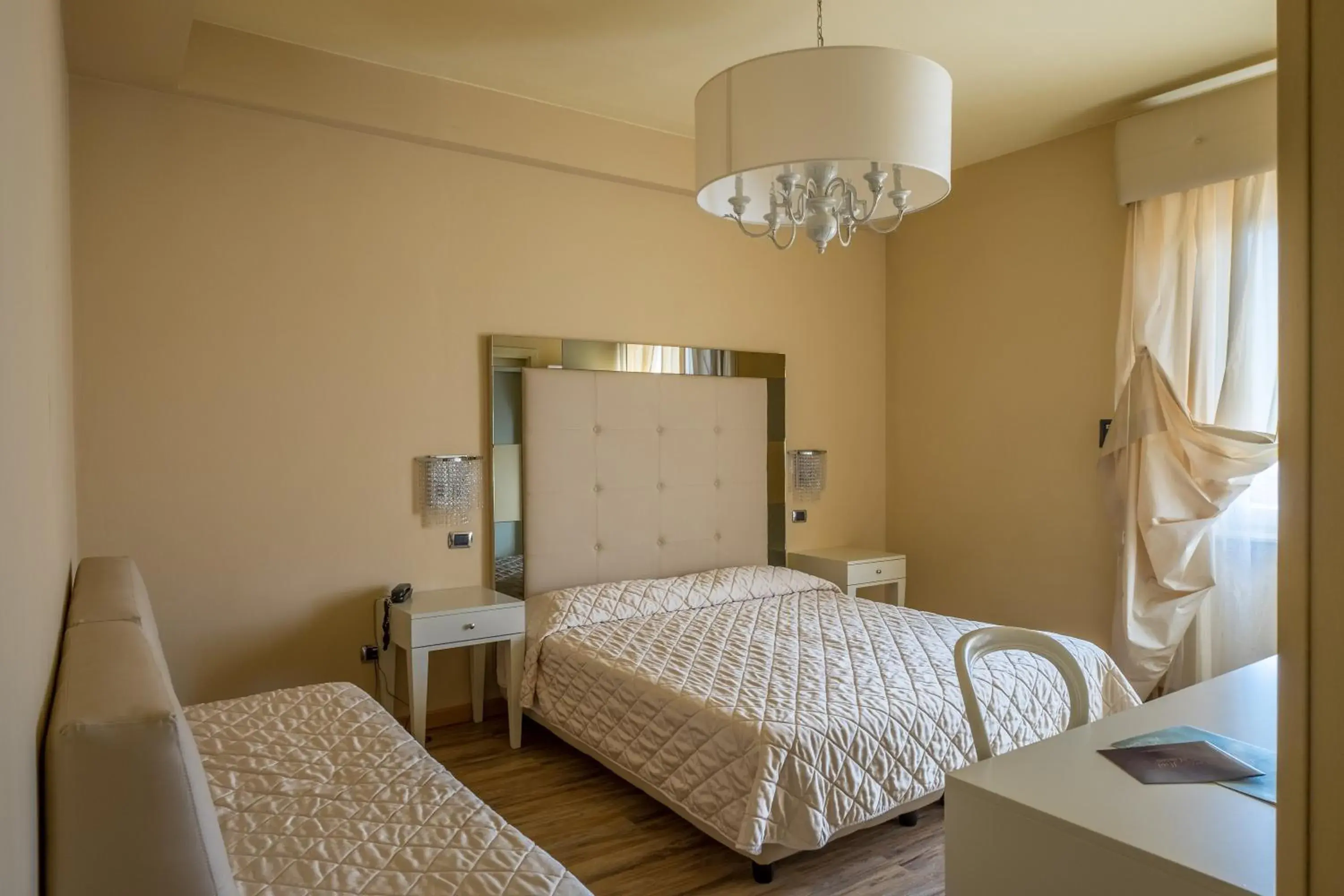 Bed in Hotel Manzoni Wellness&Spa