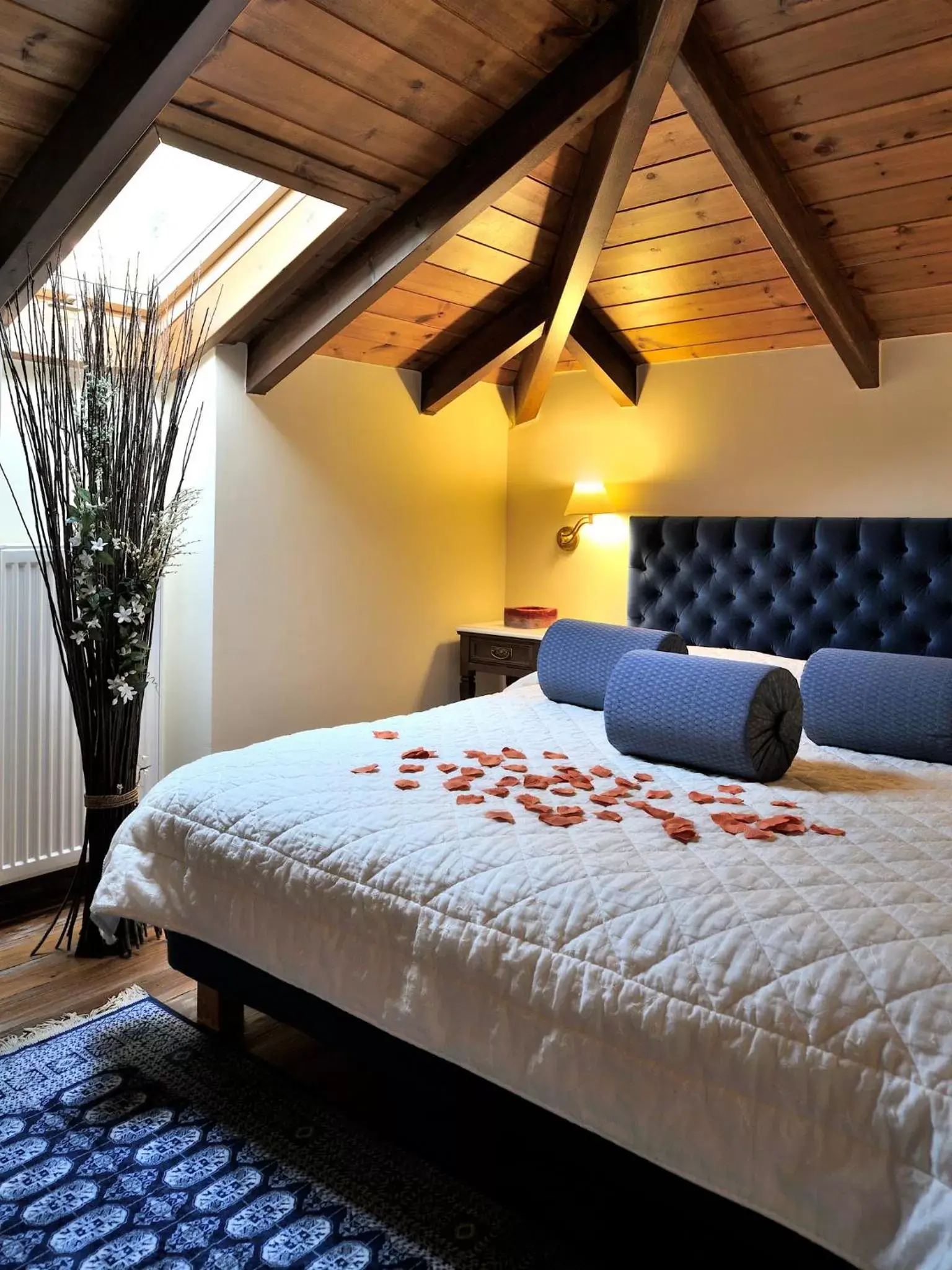 Bed in Konitsa Mountain Hotel