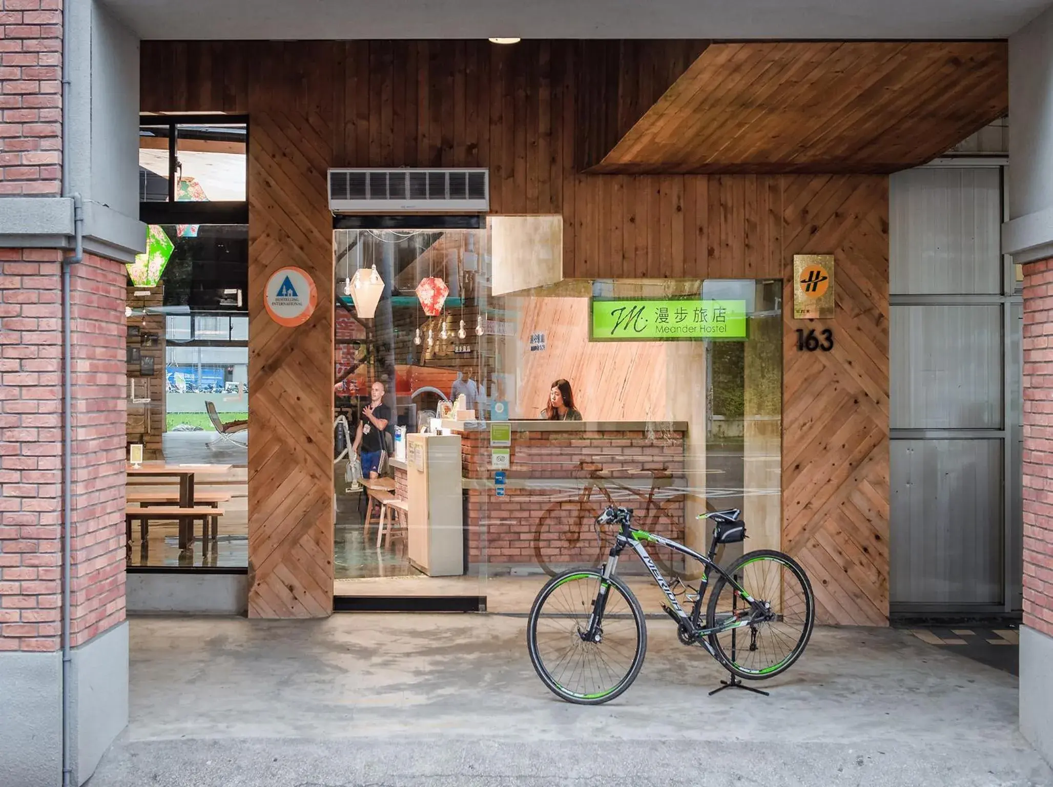 Facade/entrance in Meander Taipei Hostel