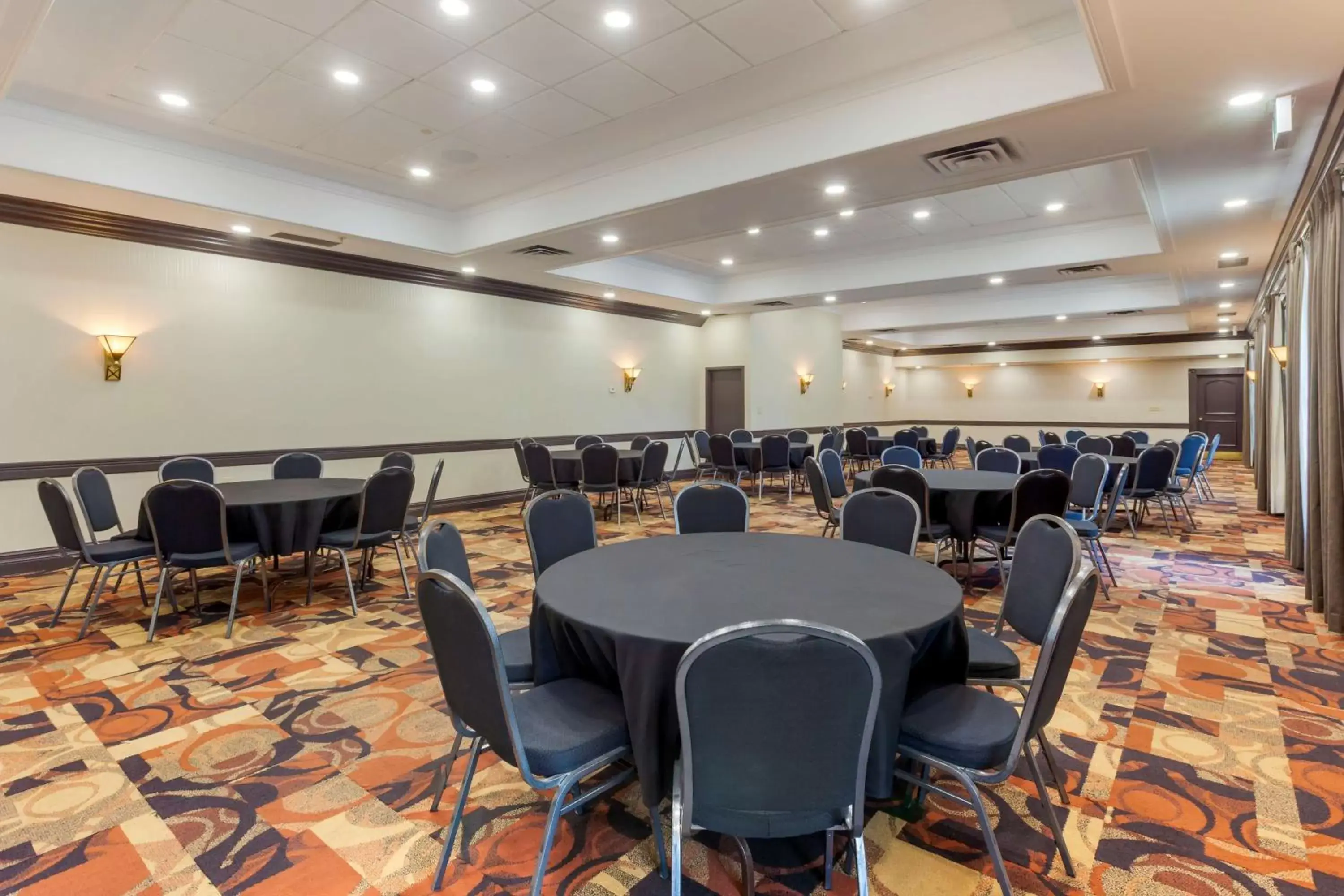 Meeting/conference room, Banquet Facilities in Best Western Plus Toronto Airport Hotel