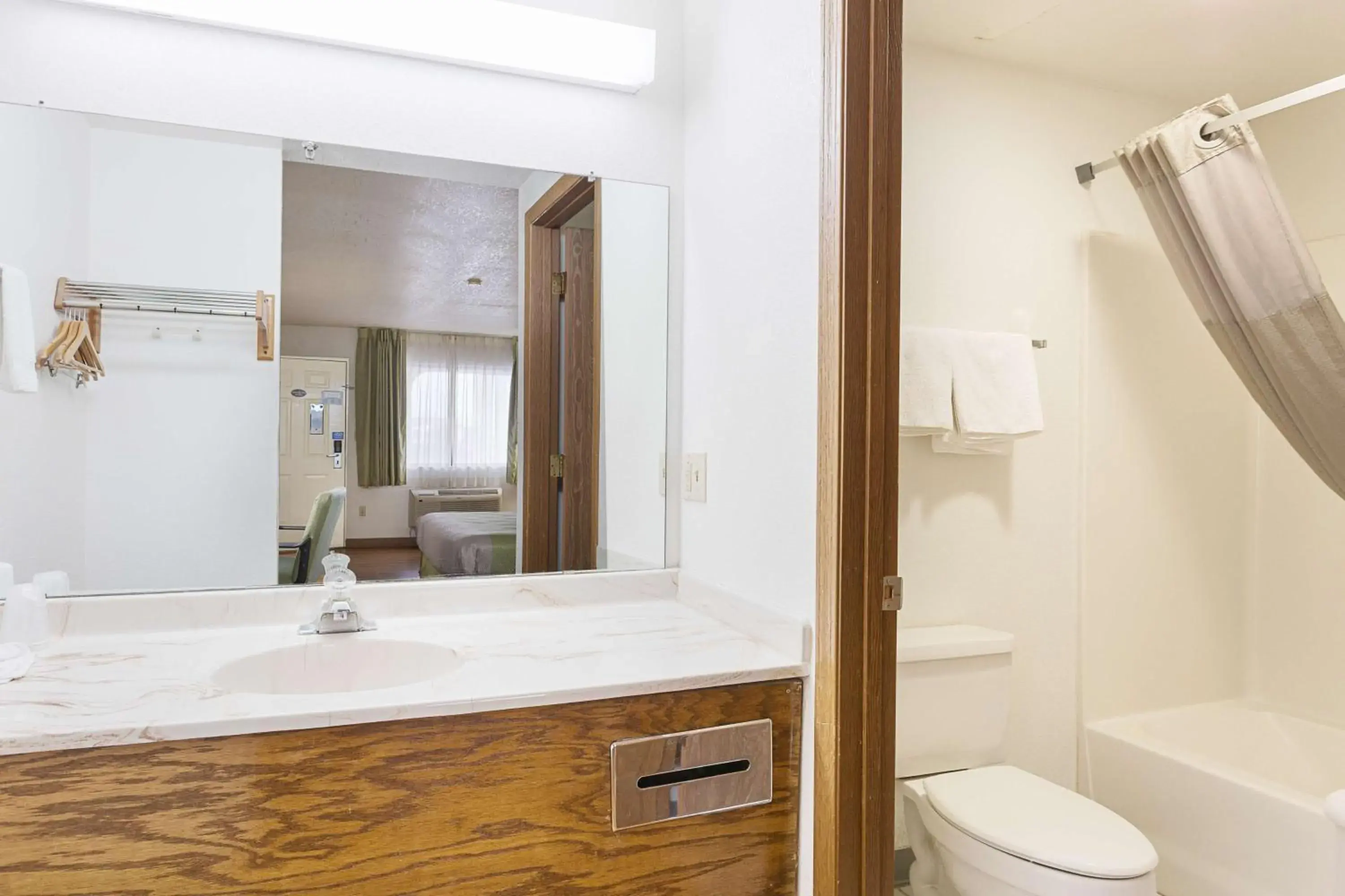 Photo of the whole room, Bathroom in Rodeway Inn