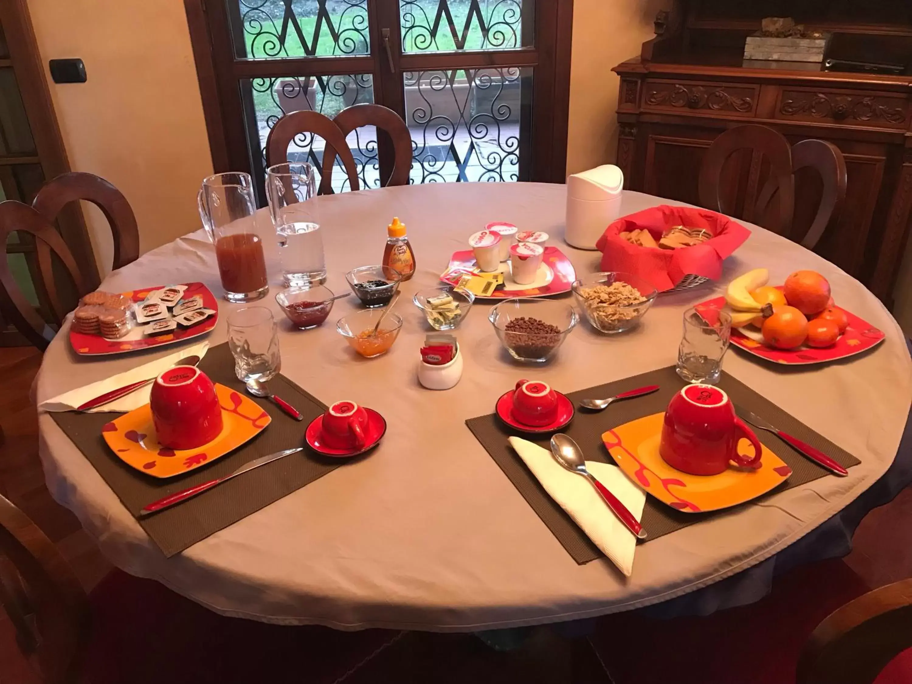 Italian breakfast in B&B Borgo dei Fiori