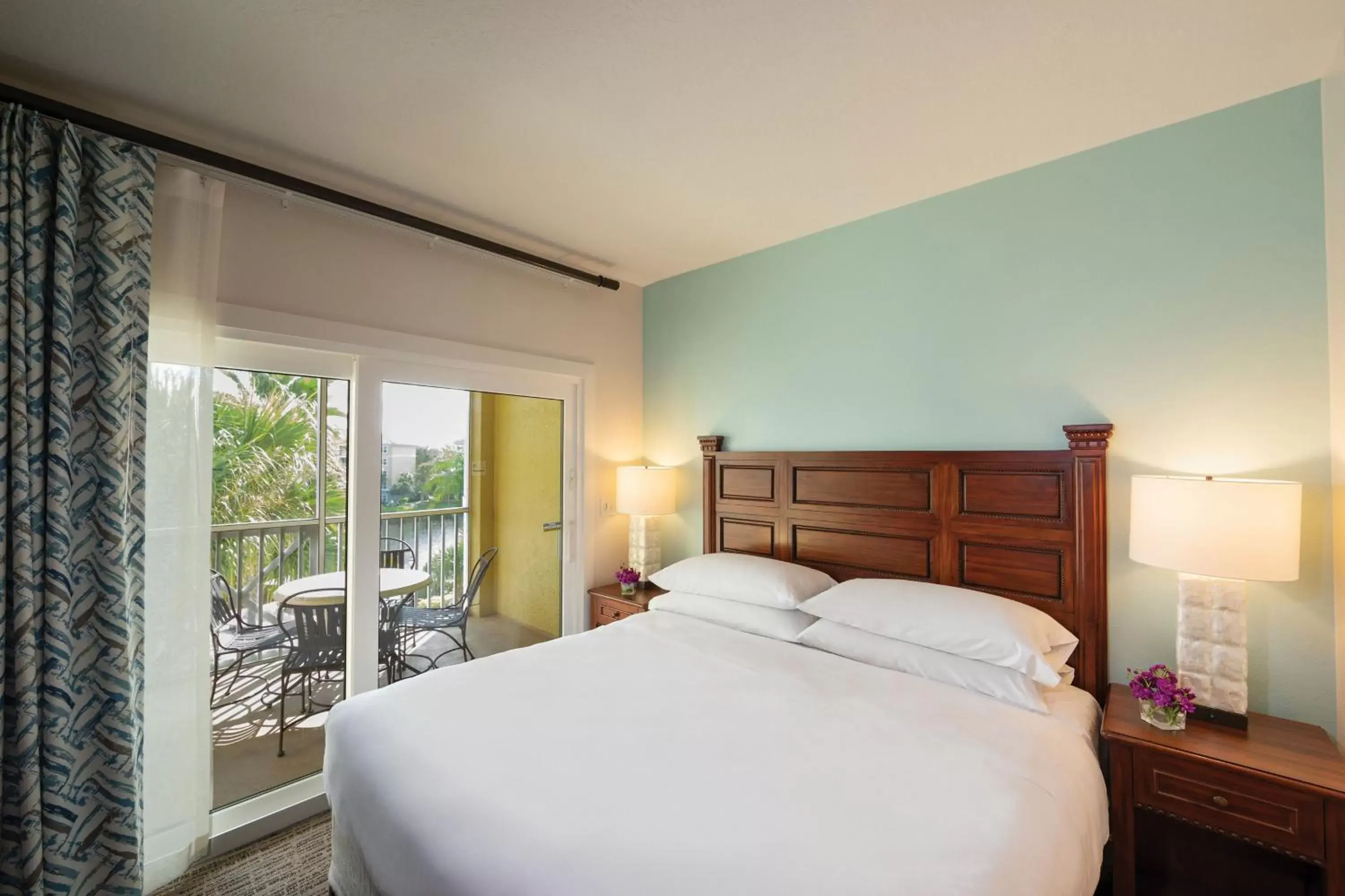 Bedroom, Bed in Sheraton Vistana Villages Resort Villas, I-Drive Orlando