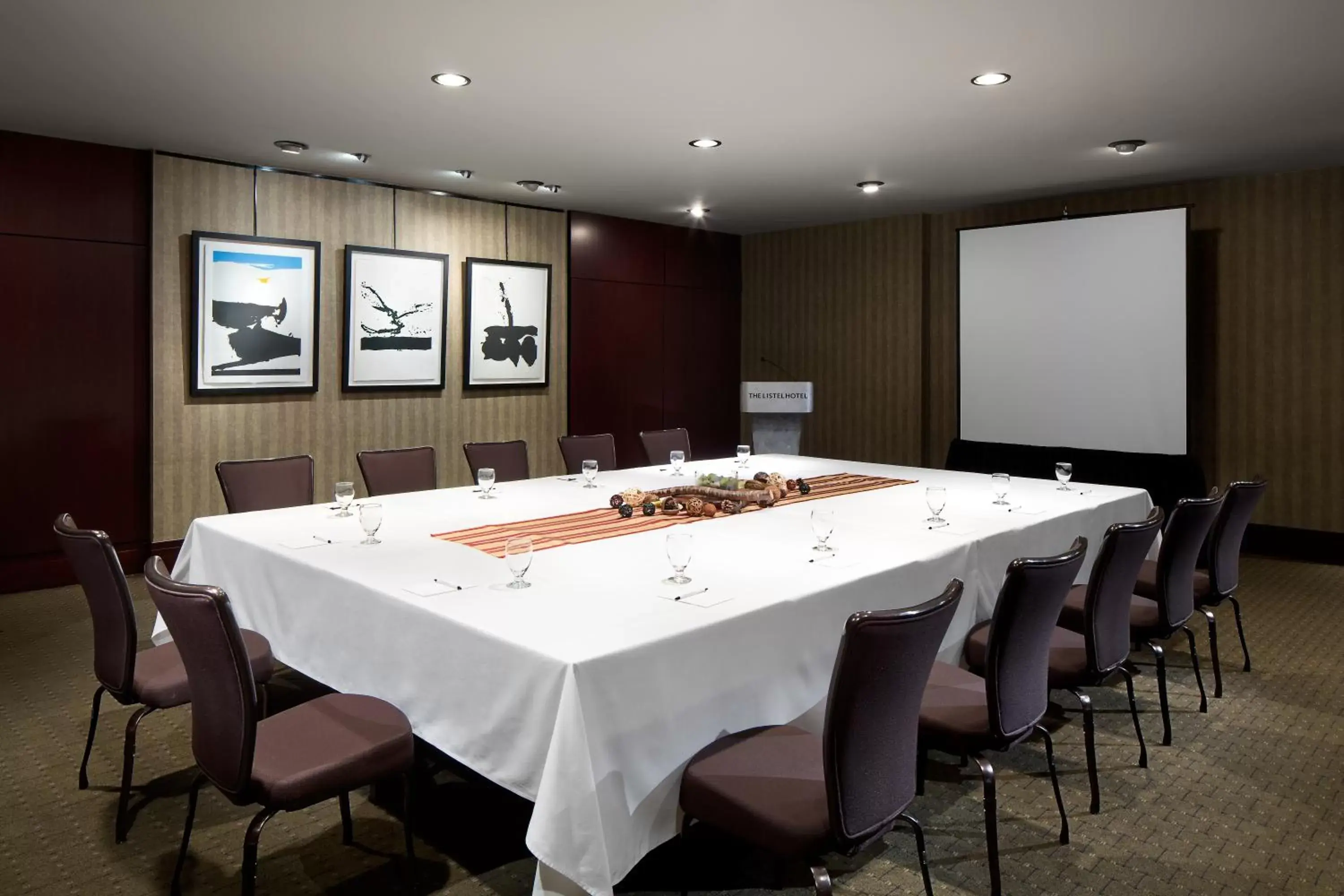 Banquet/Function facilities in The Listel Hotel Vancouver