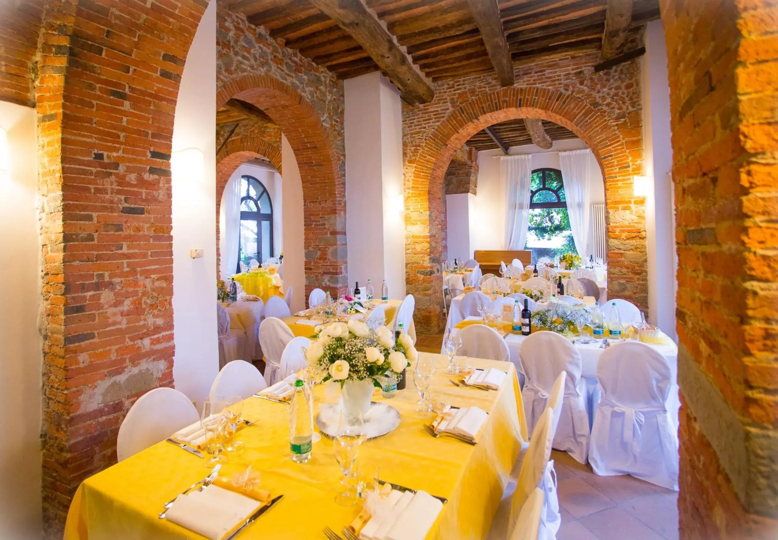 Business facilities, Restaurant/Places to Eat in Hotel Villa Sermolli