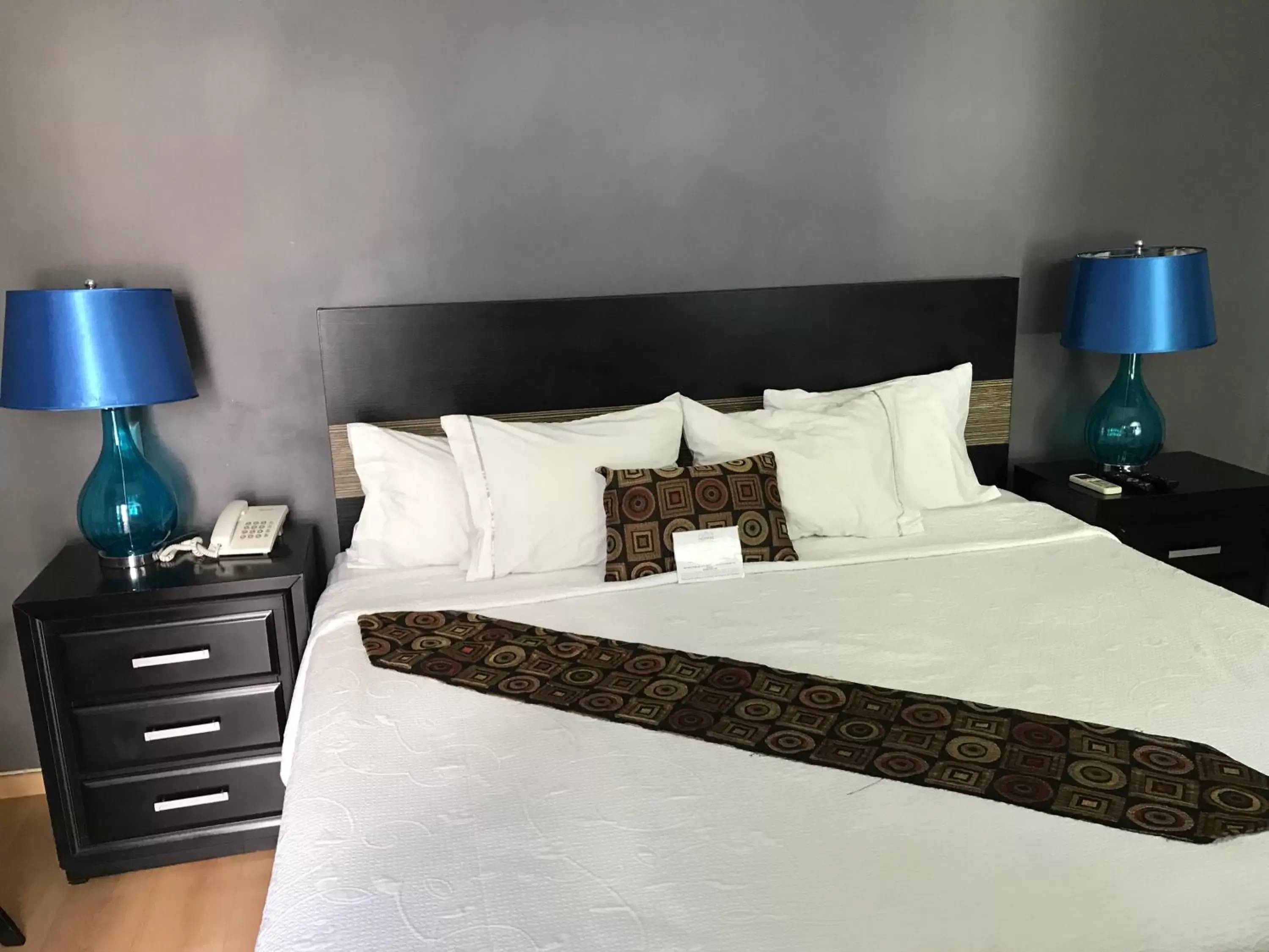 Bed in Casa Monraz Hotel Boutique