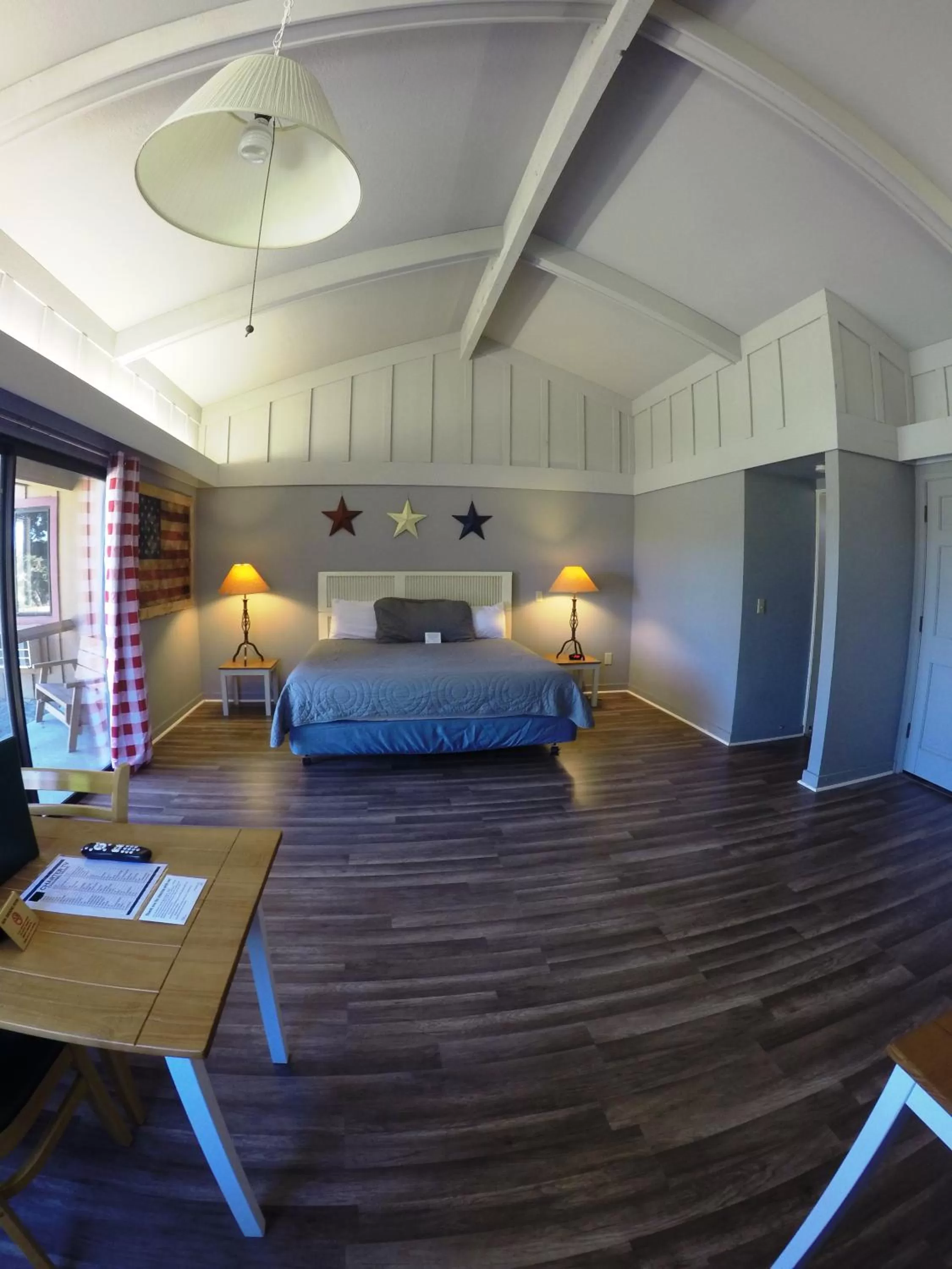 Bed in Ridgemark Golf Club and Resort