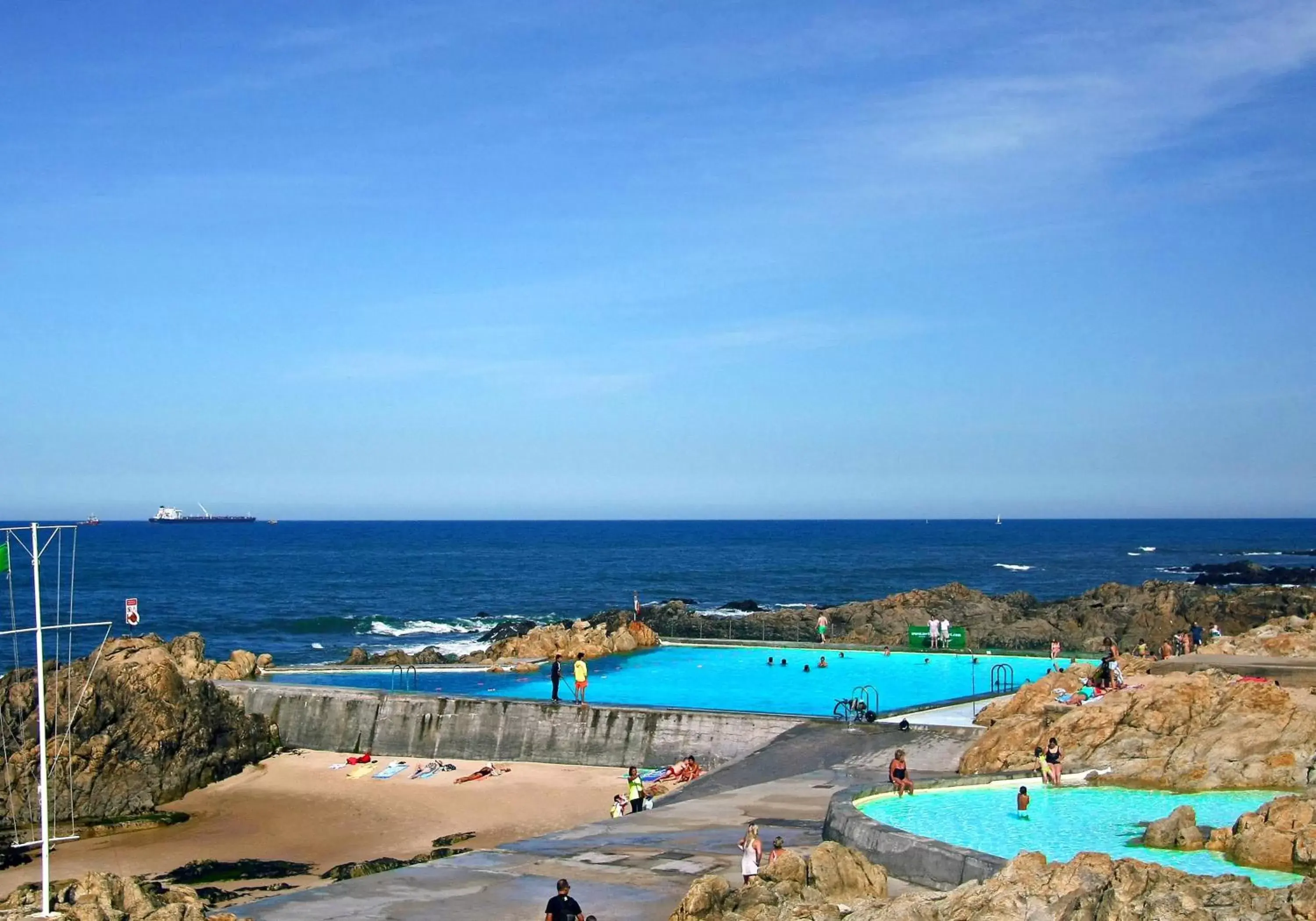 Nearby landmark, Pool View in Harbour Inn Design Townhouse