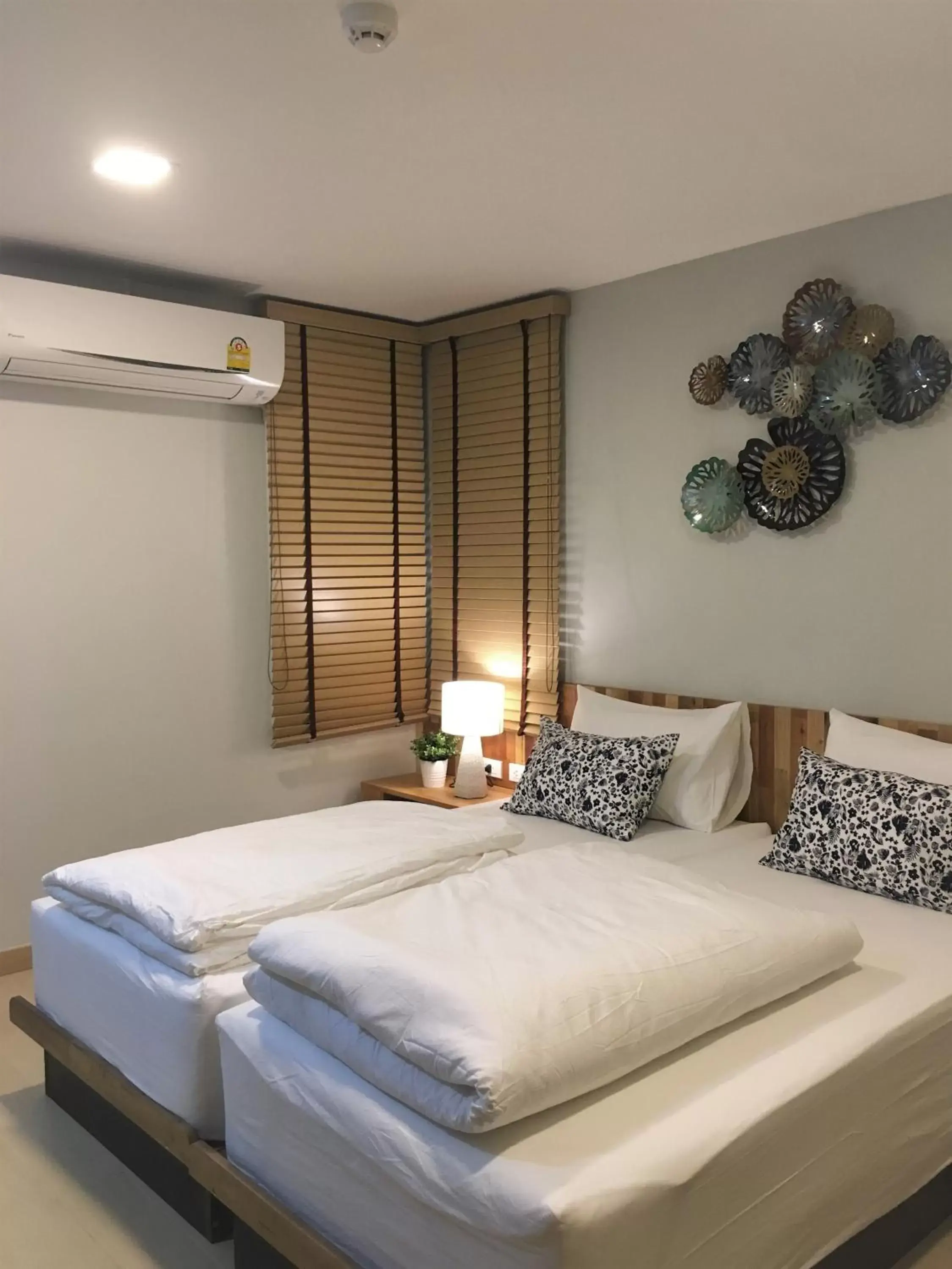Bedroom, Bed in Bangkok Saran Poshtel